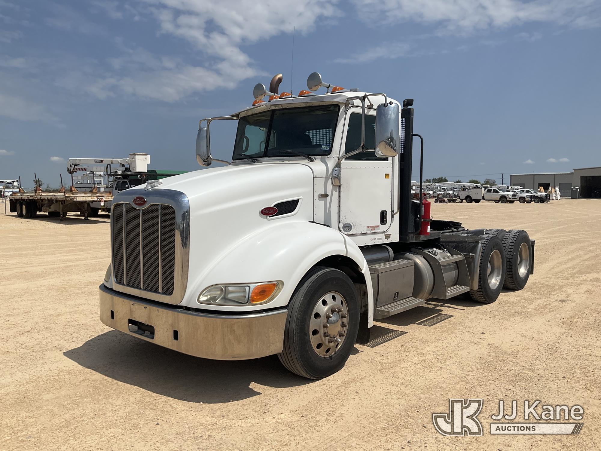 2012 Peterbilt 384