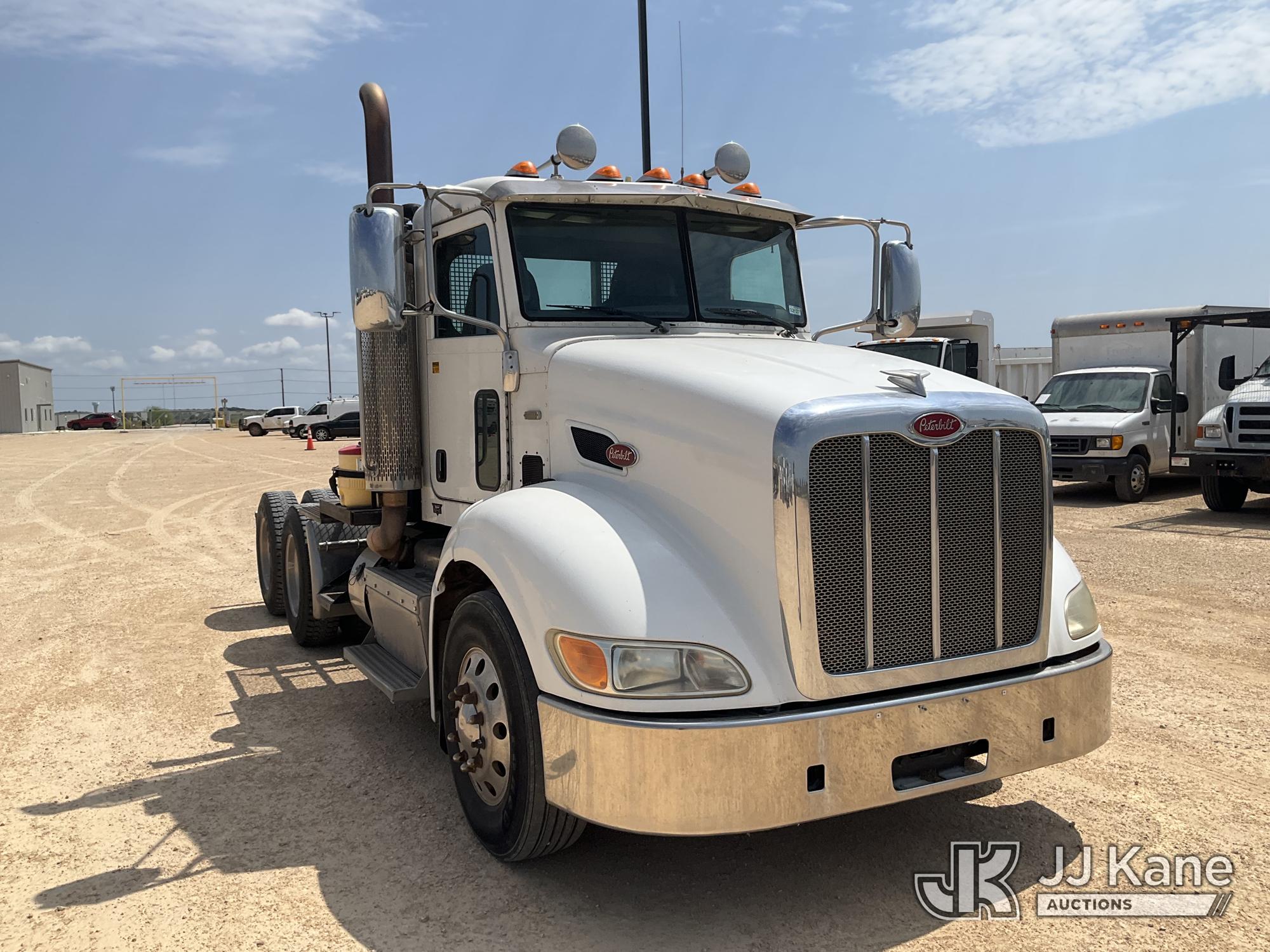 2012 Peterbilt 384