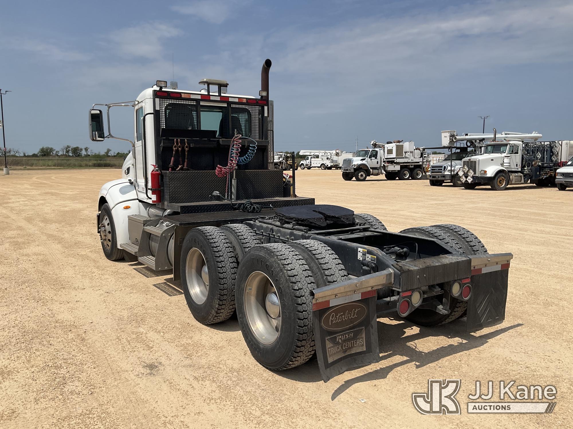 2012 Peterbilt 384