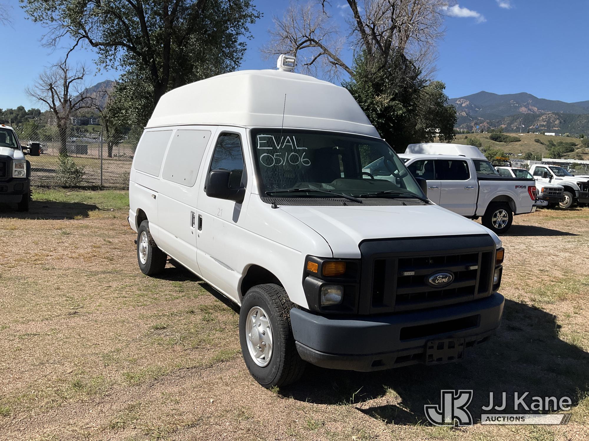 2013 Ford E350