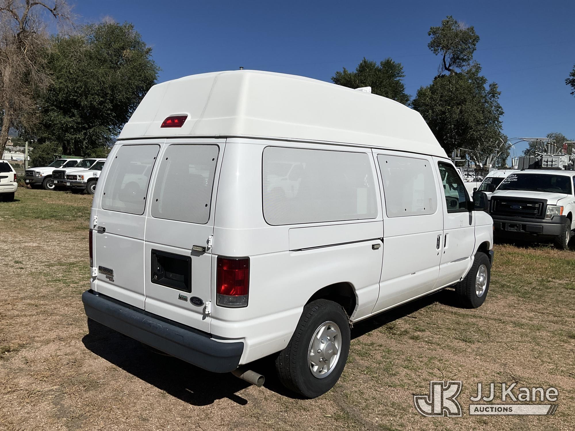 2013 Ford E350