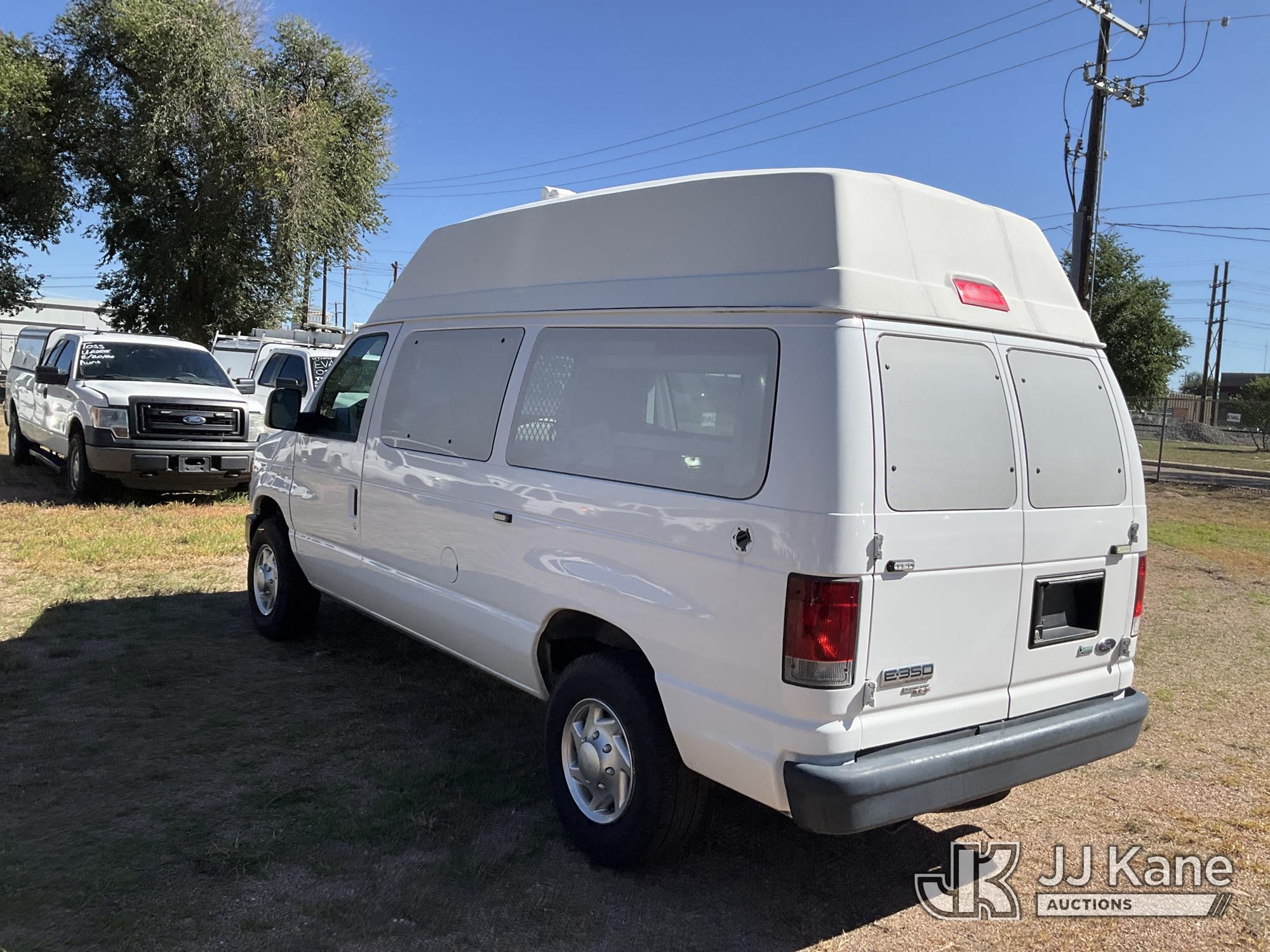 2013 Ford E350