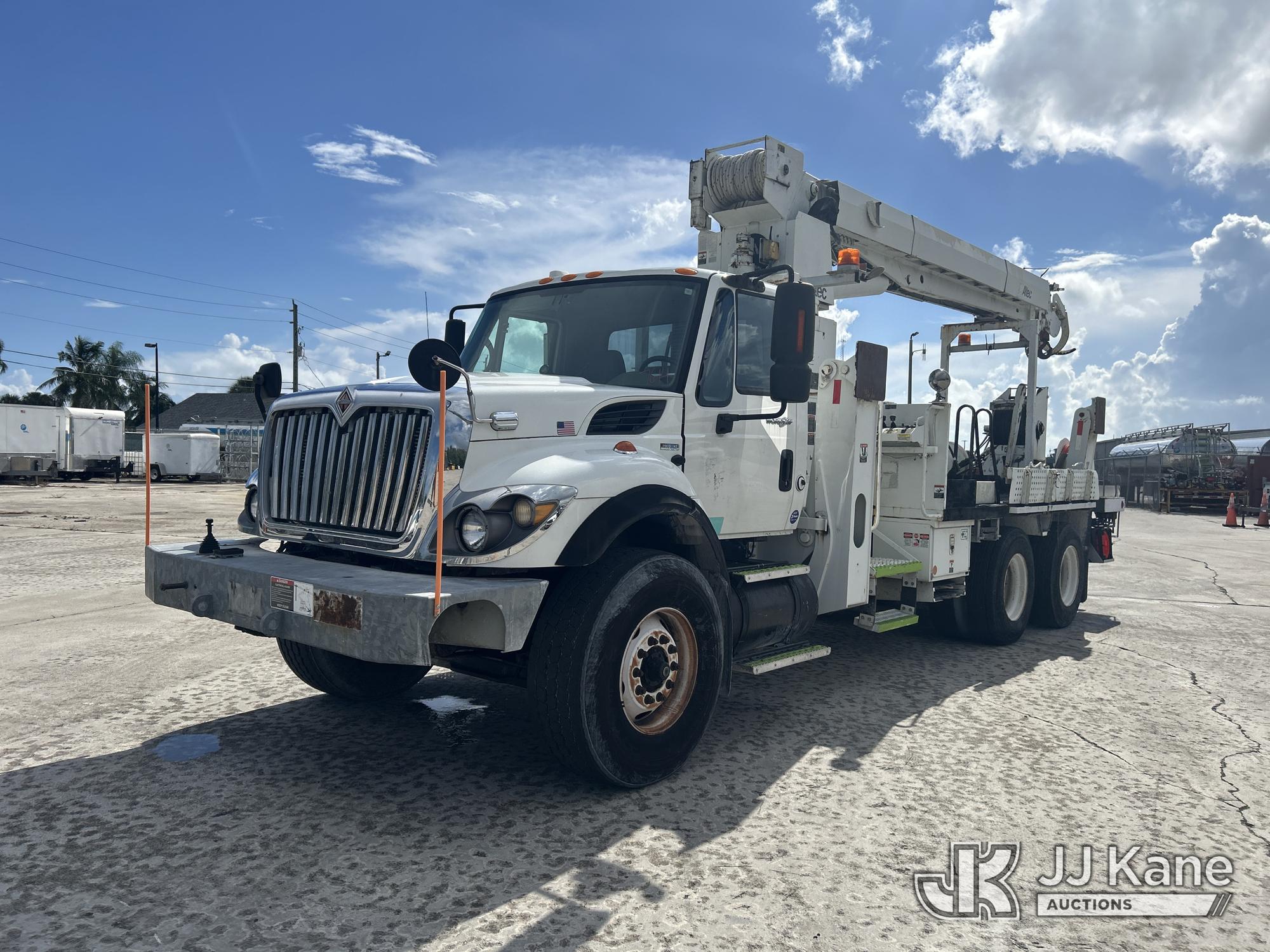 Photo of 2011 International 7400
