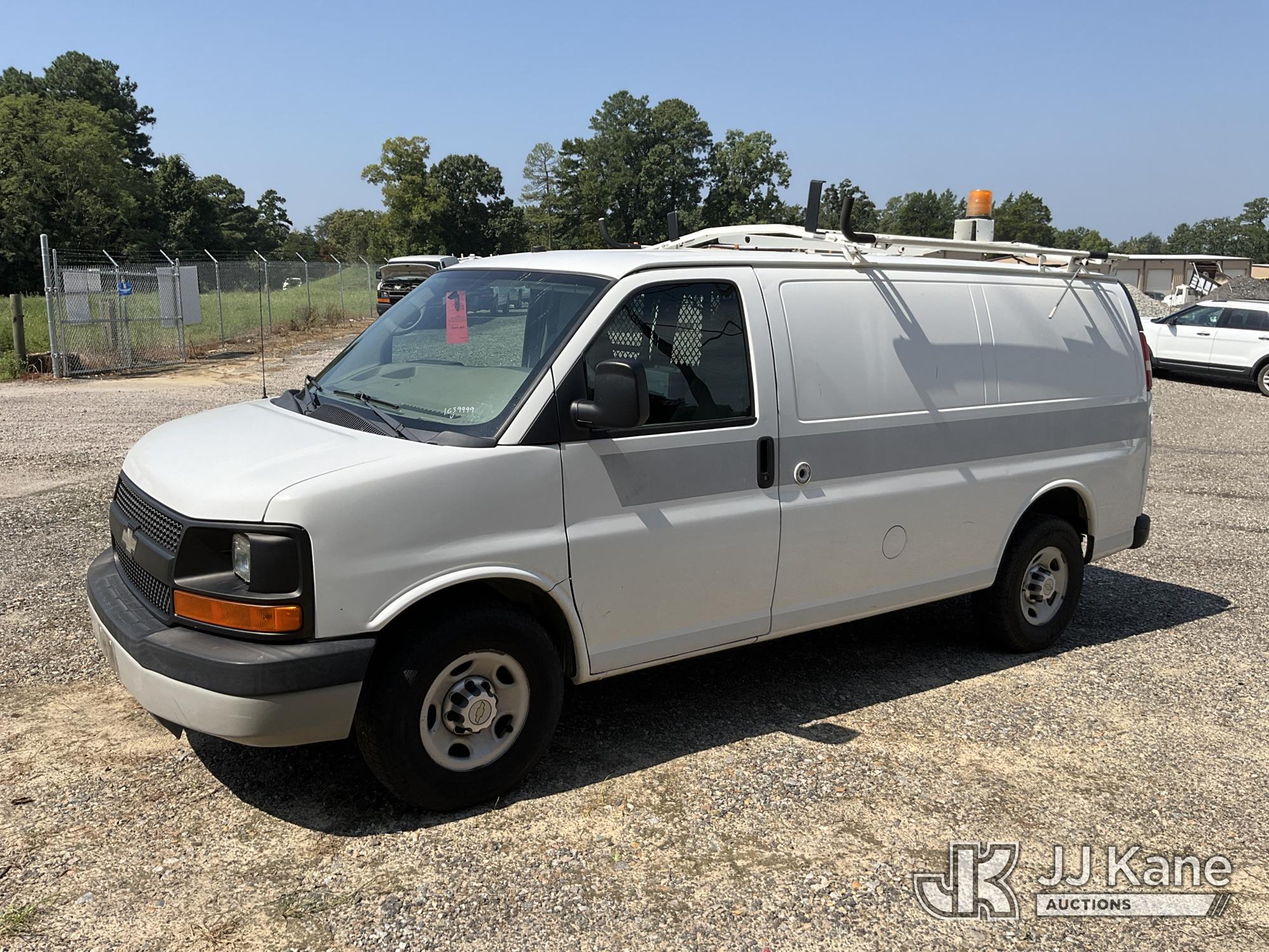 Photo of 2011 Chevrolet Express G2500