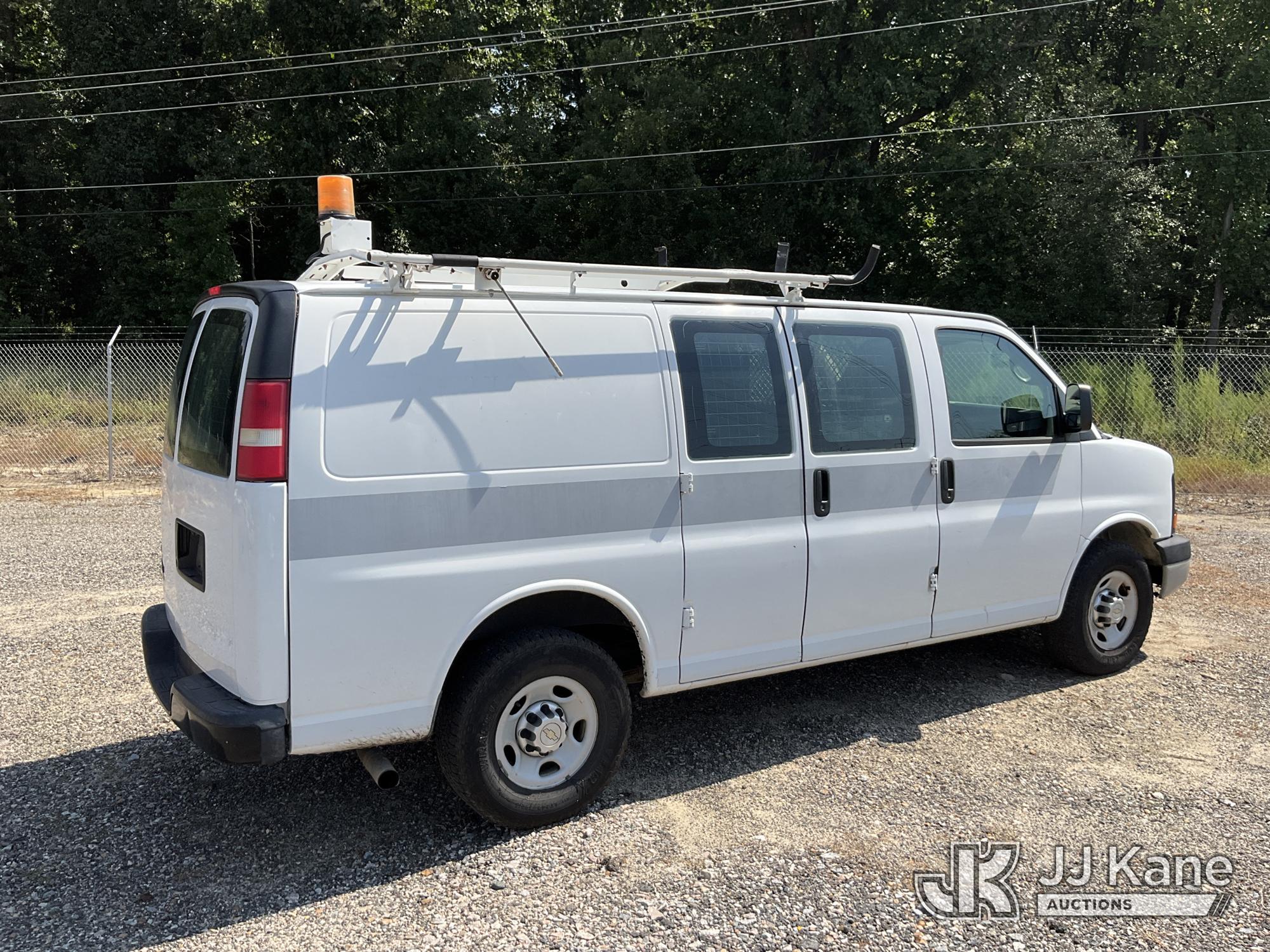 2011 Chevrolet EXPRESS G2500