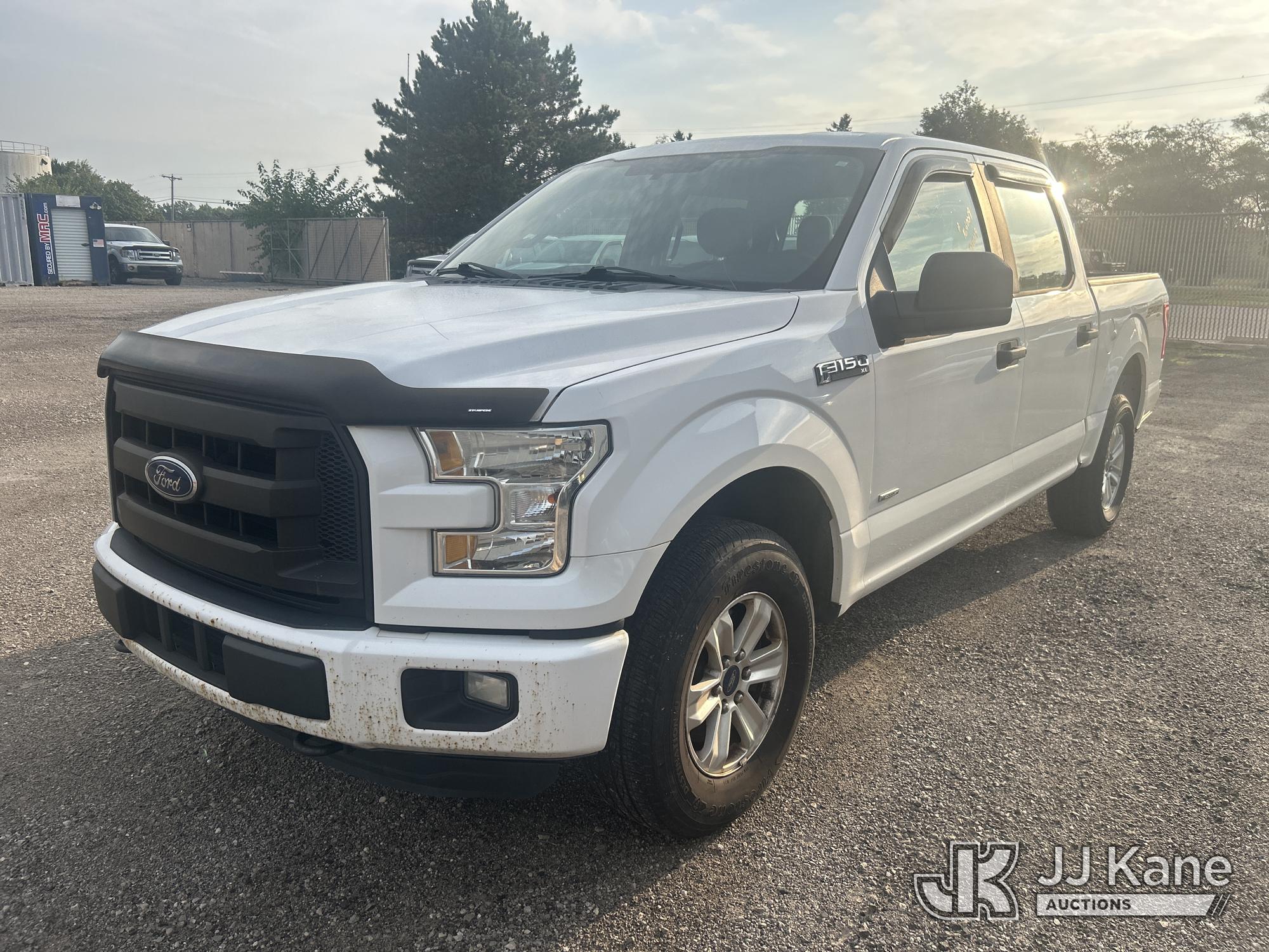 Photo of 2015 Ford F150 4x4