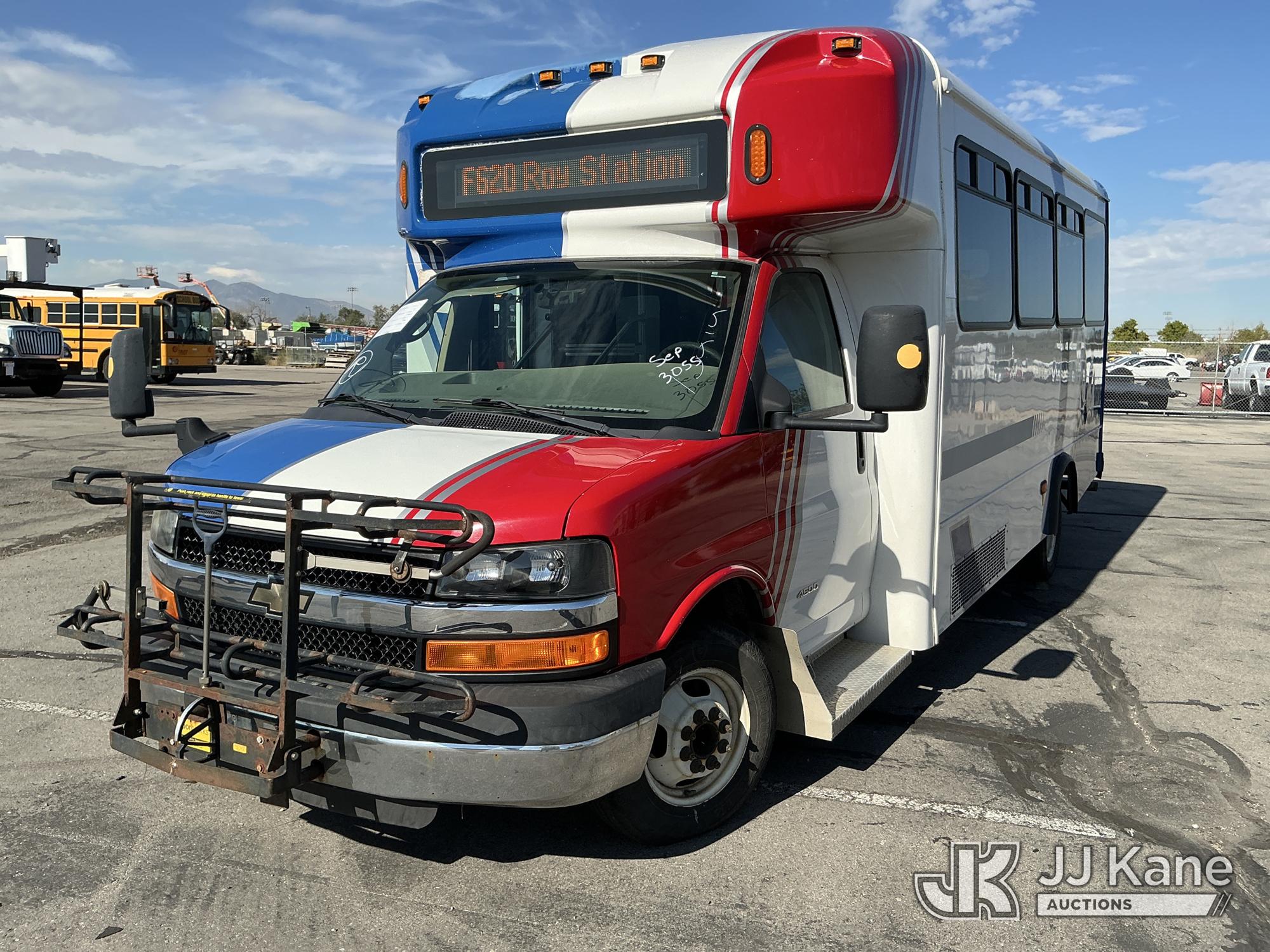 Photo of 2015 Chevrolet Express G4500