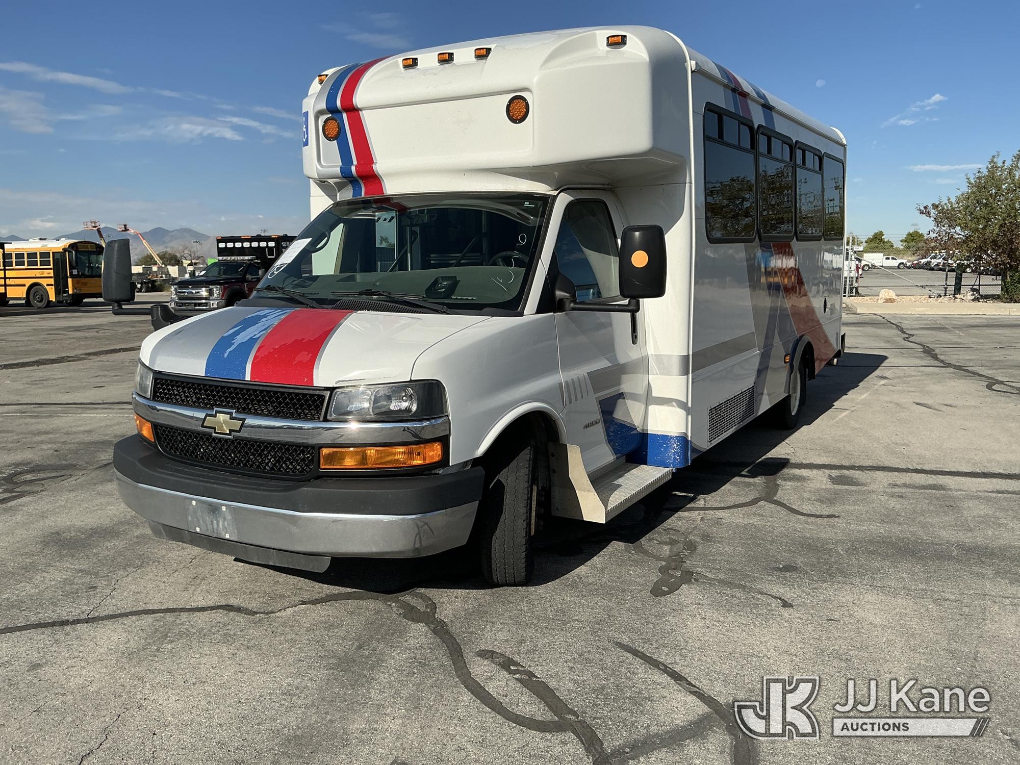 Photo of 2015 Chevrolet Express G4500