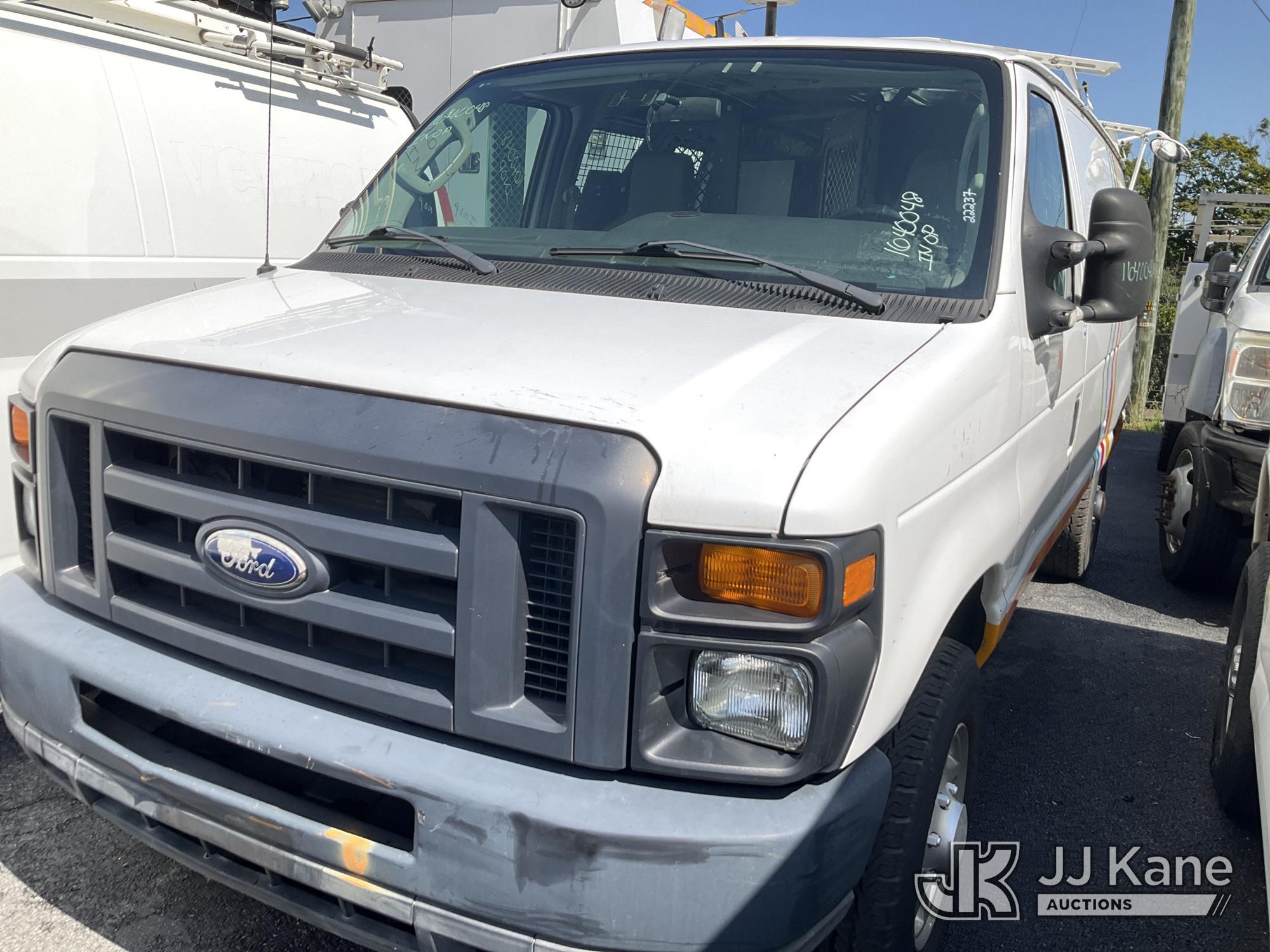 2014 Ford E350