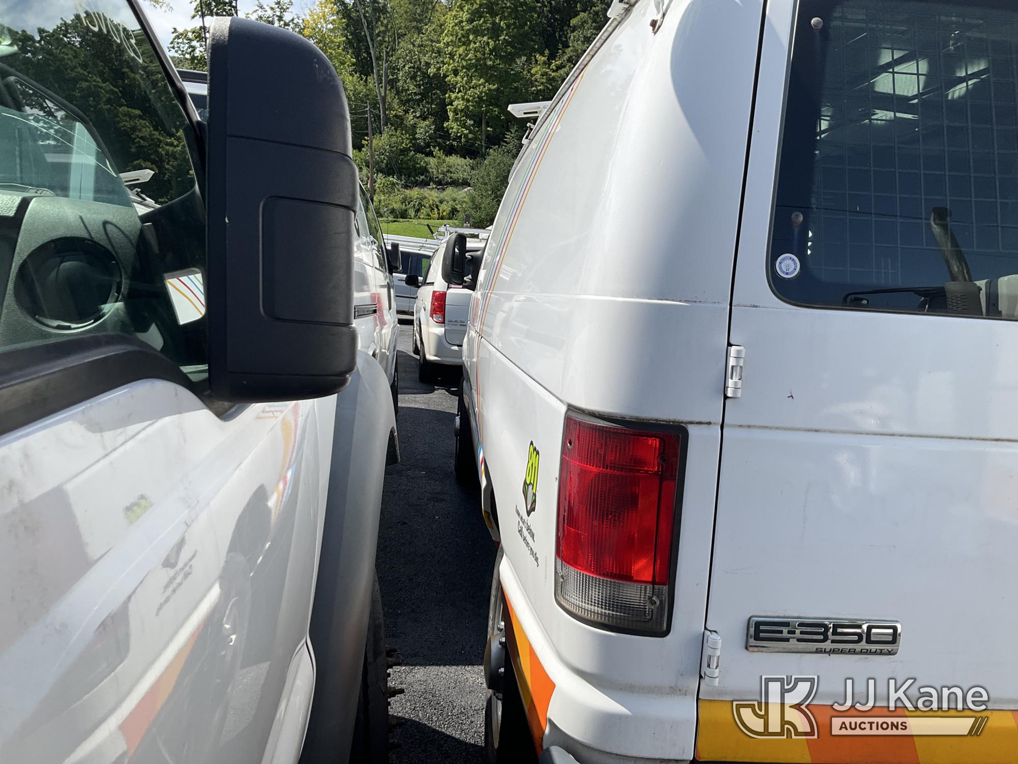 2014 Ford E350