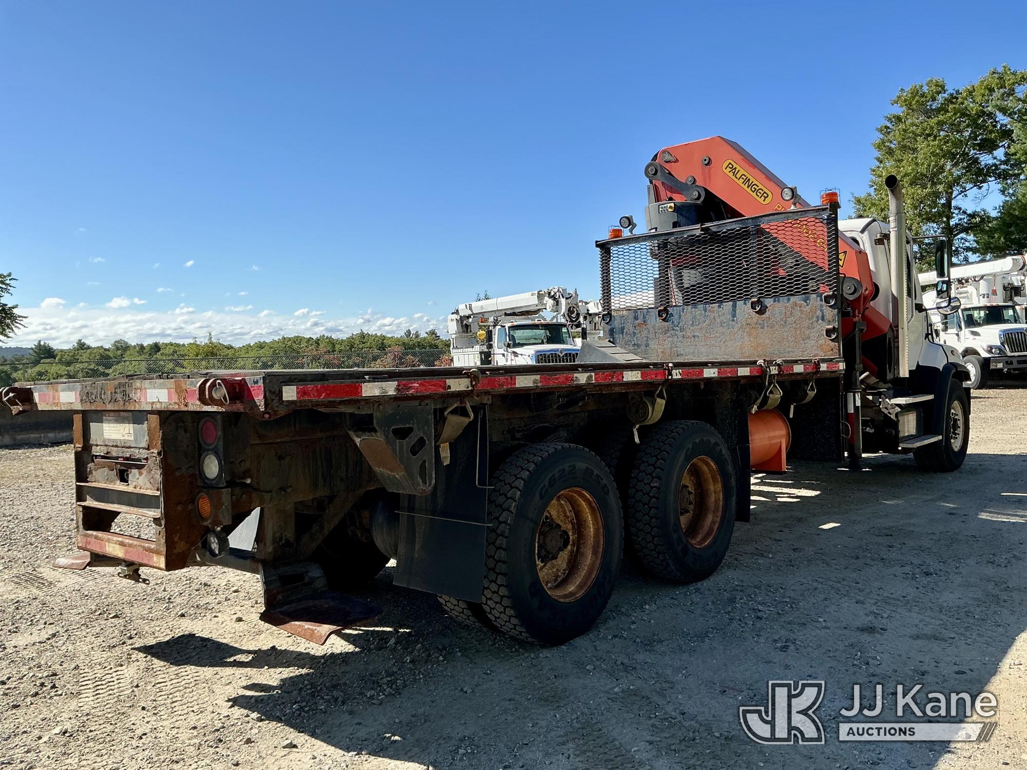 2017 Freightliner 114SD