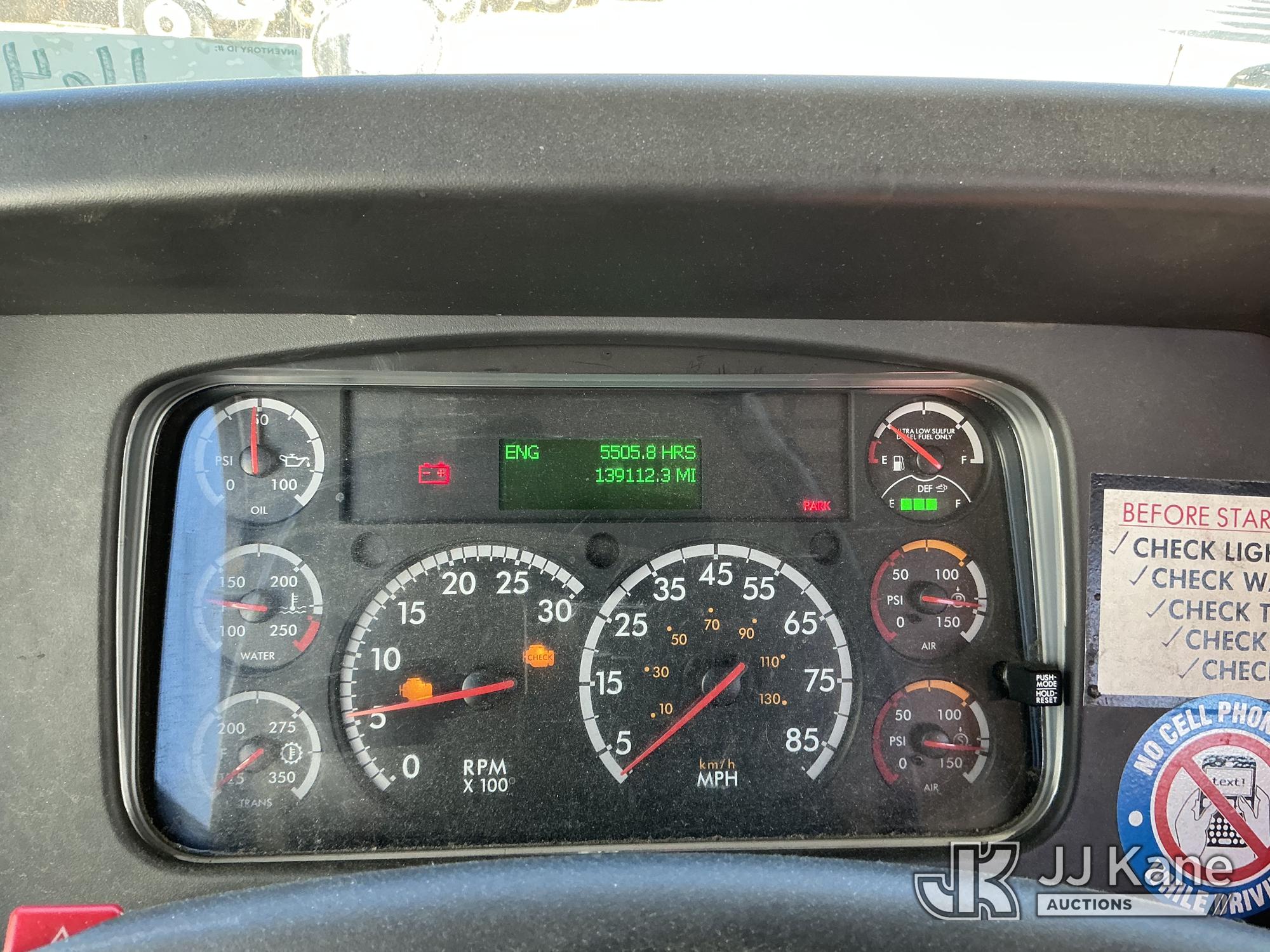 2017 Freightliner 114SD
