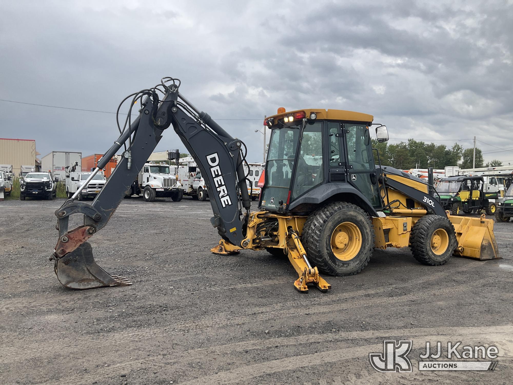 2017 John Deere 310L