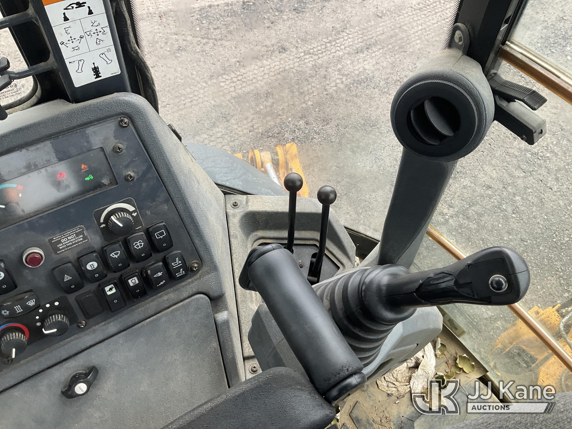 2017 John Deere 310L