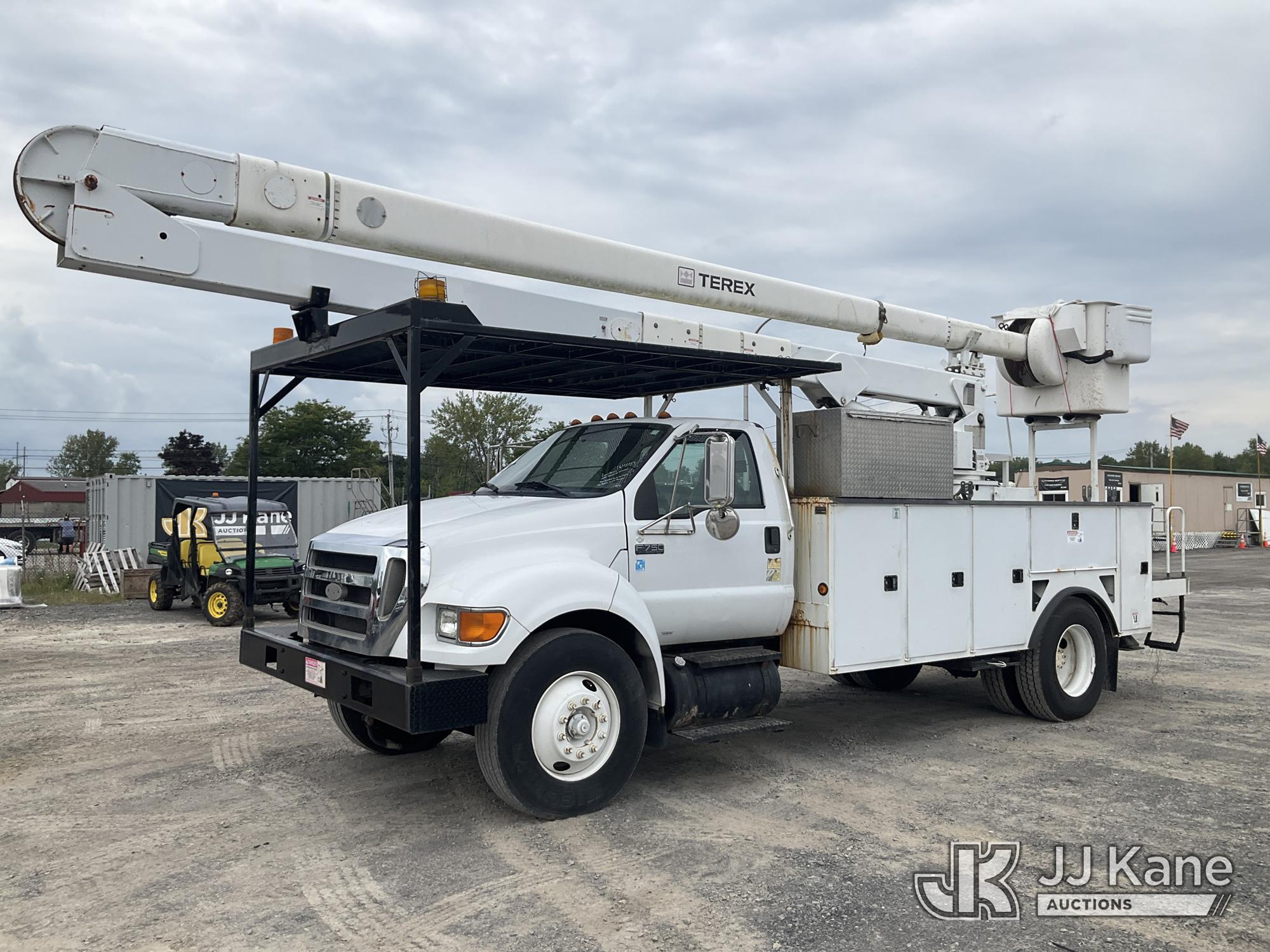 Photo of 2008 Ford F750