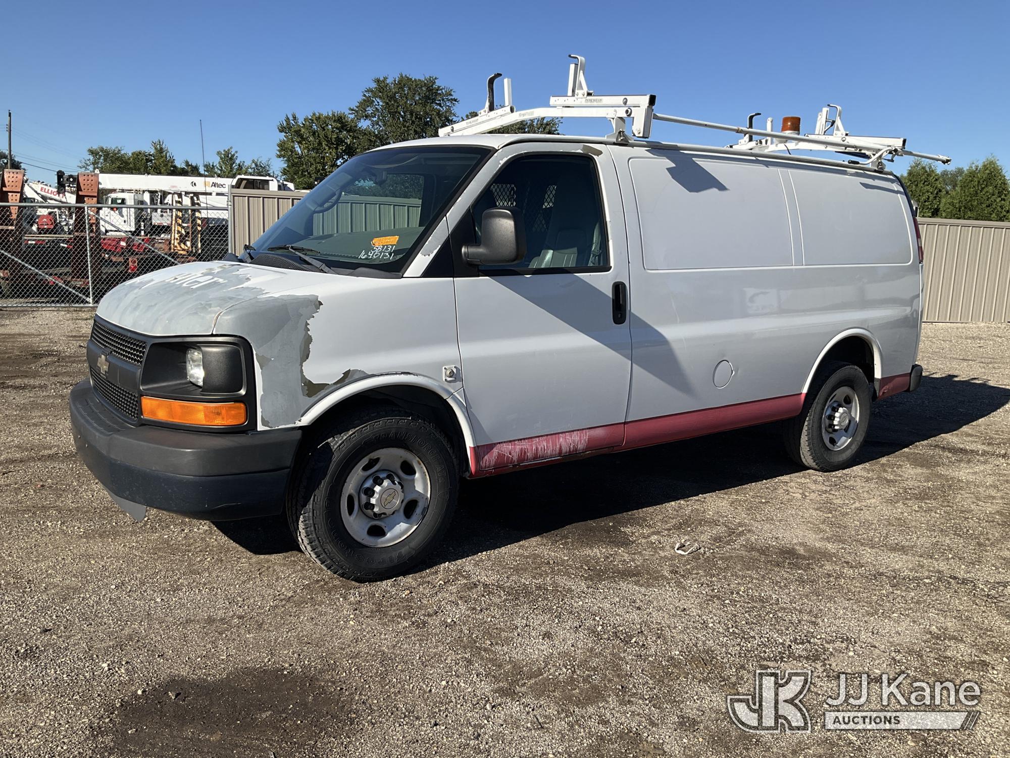 Photo of 2011 Chevrolet Express G2500
