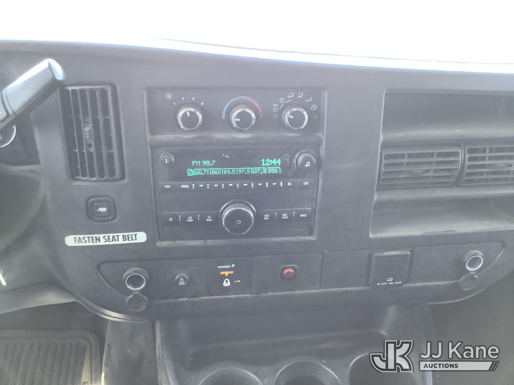 2017 Chevrolet Express G2500
