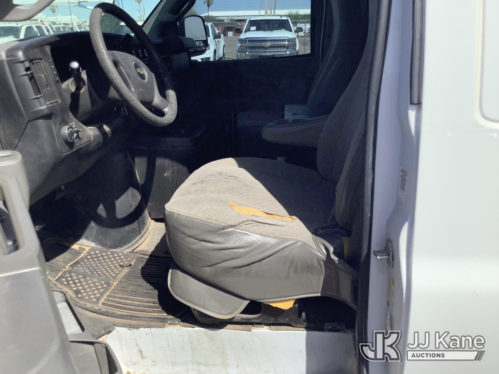 2017 Chevrolet Express G2500