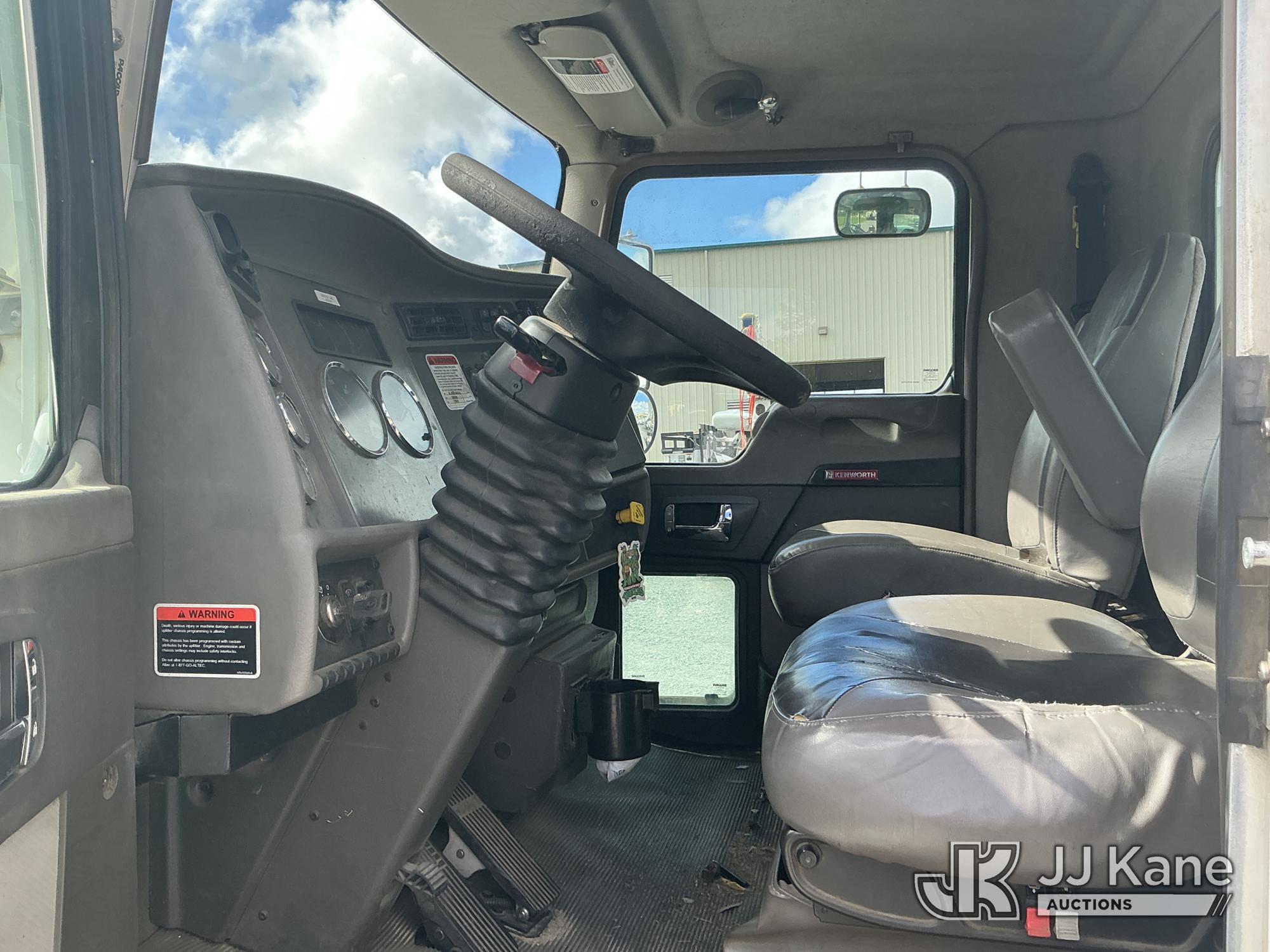 2013 Kenworth T3 Series