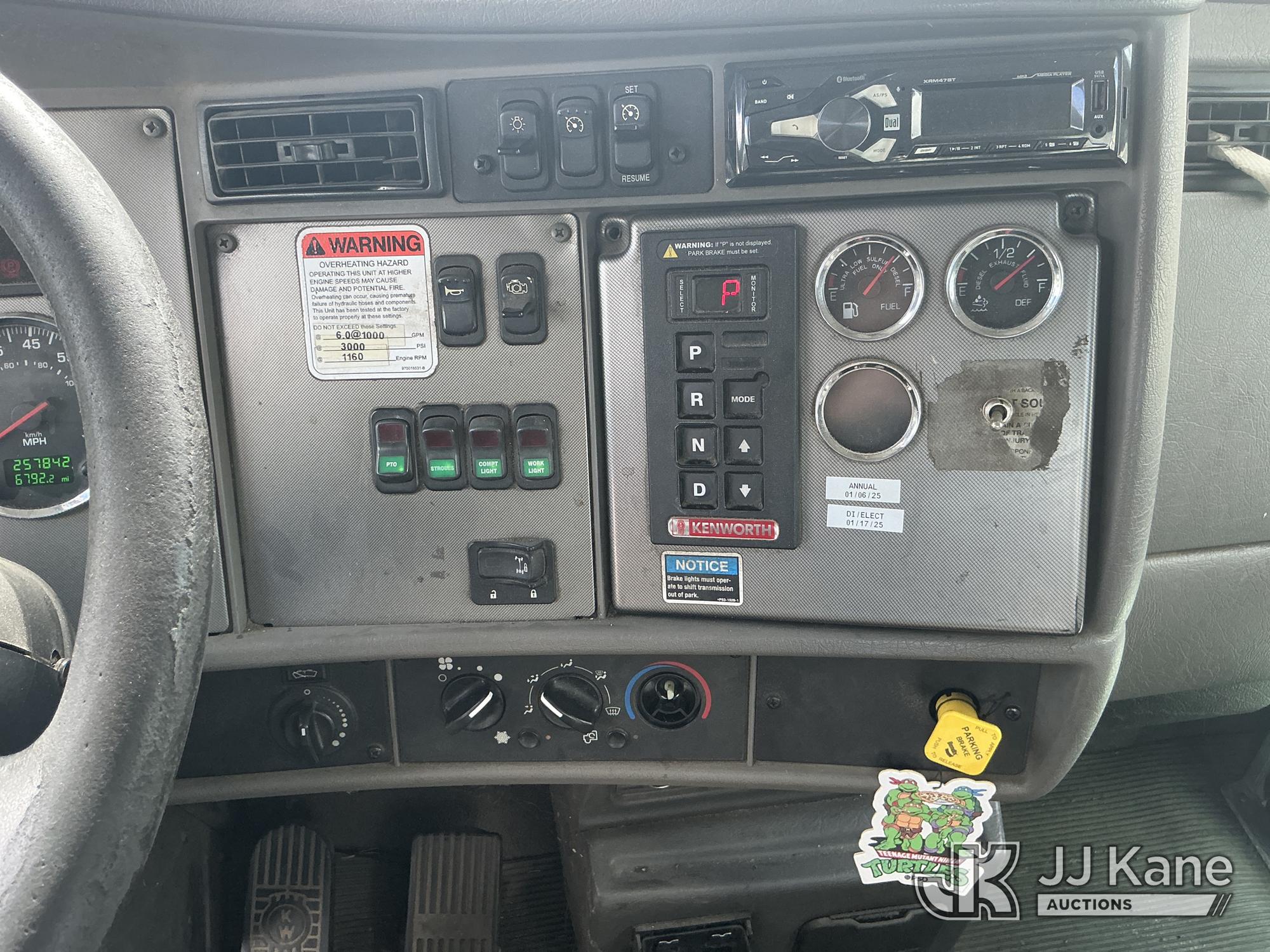 2013 Kenworth T3 Series