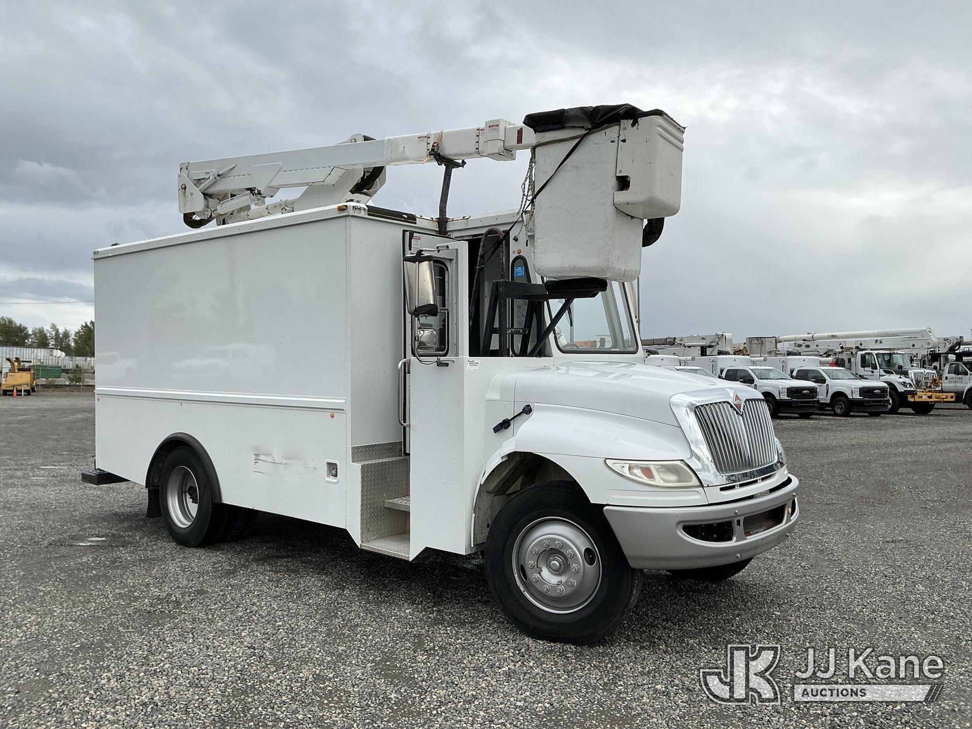 2004 International 3800