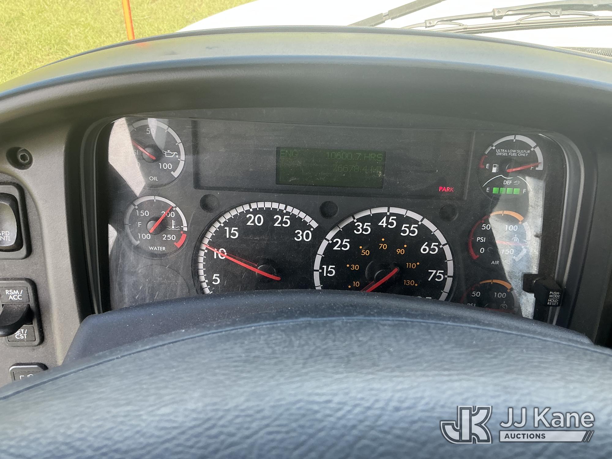2017 Freightliner M2 106