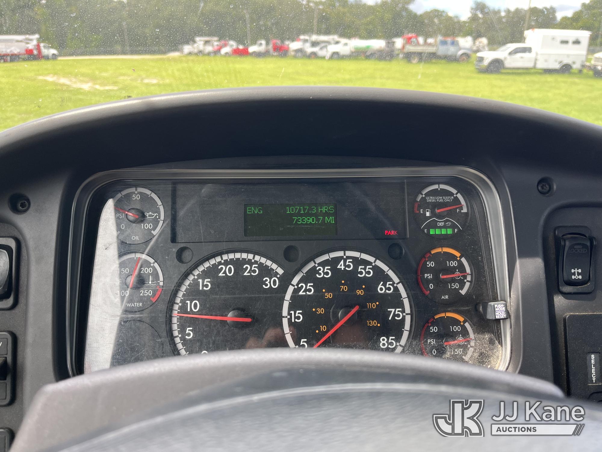 2016 Freightliner M2 106