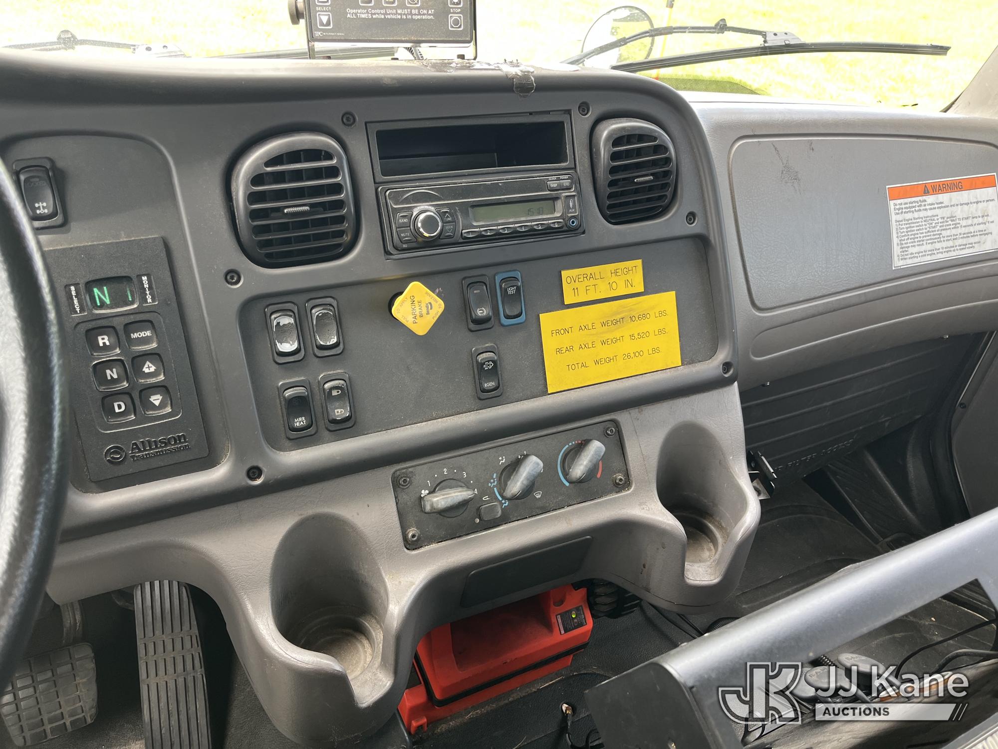 2016 Freightliner M2 106