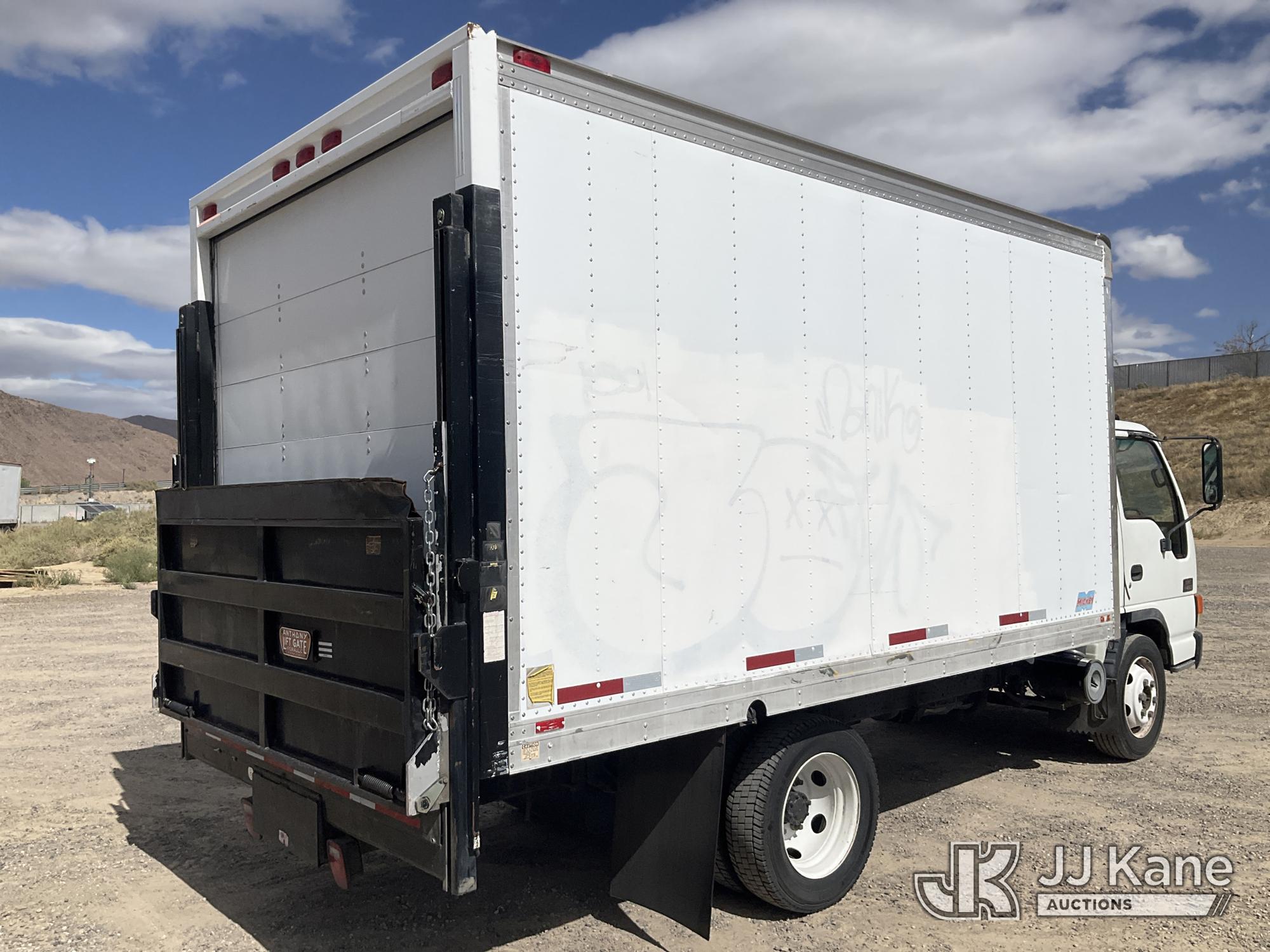 1999 GMC W45042