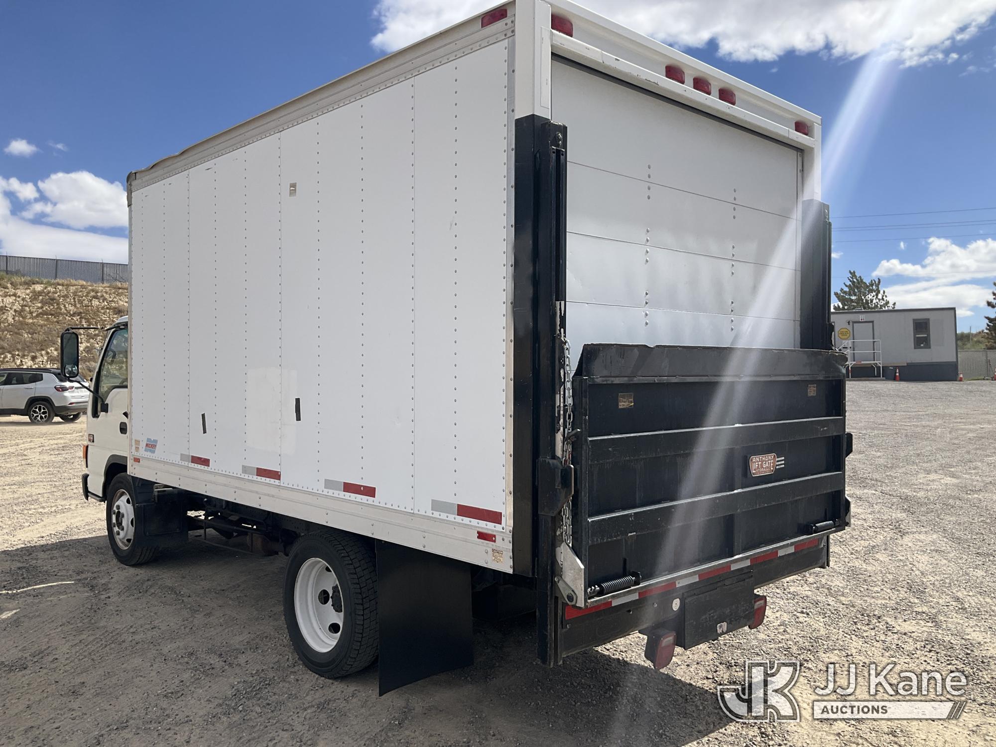 1999 GMC W45042