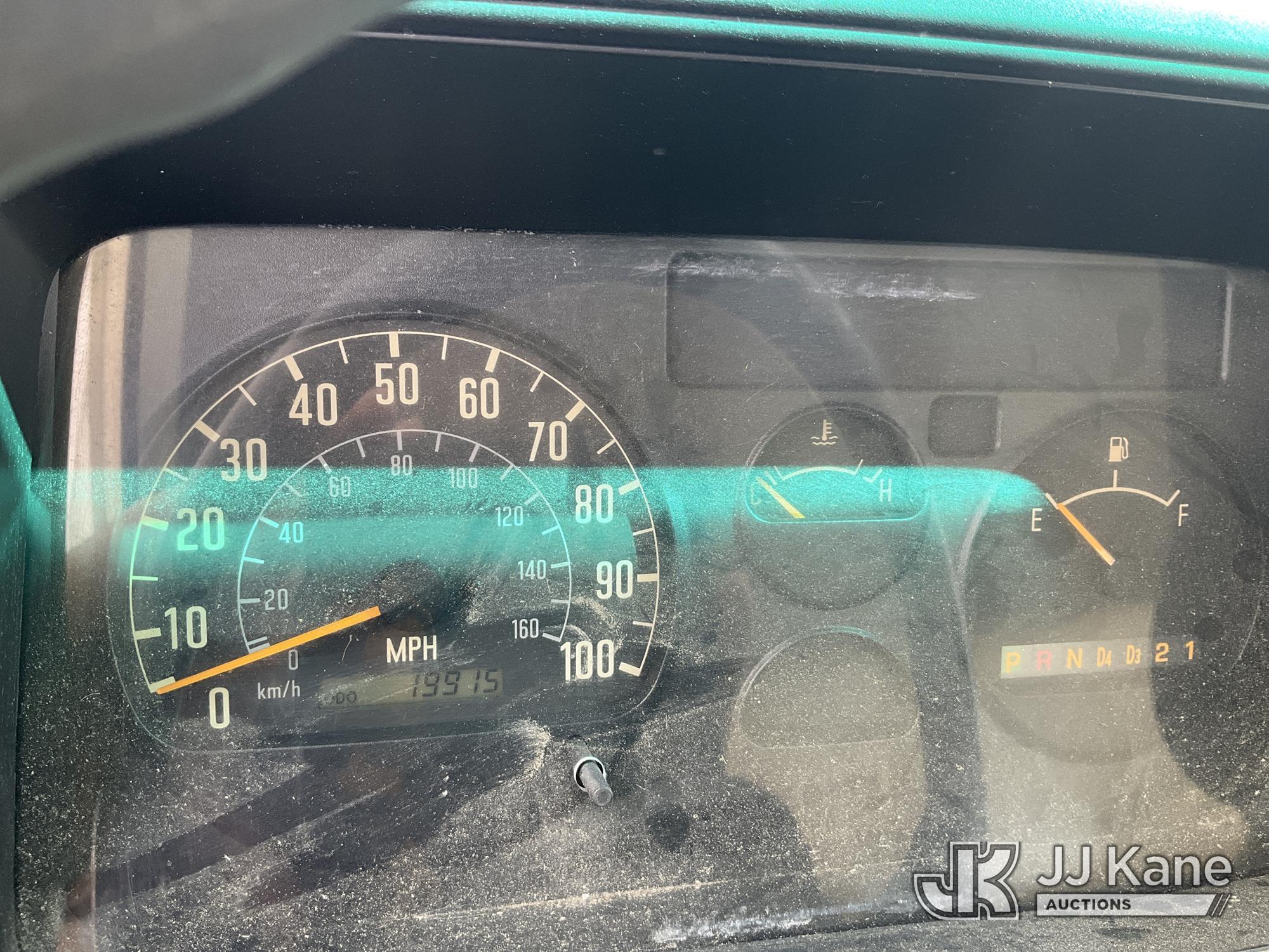 1999 GMC W45042