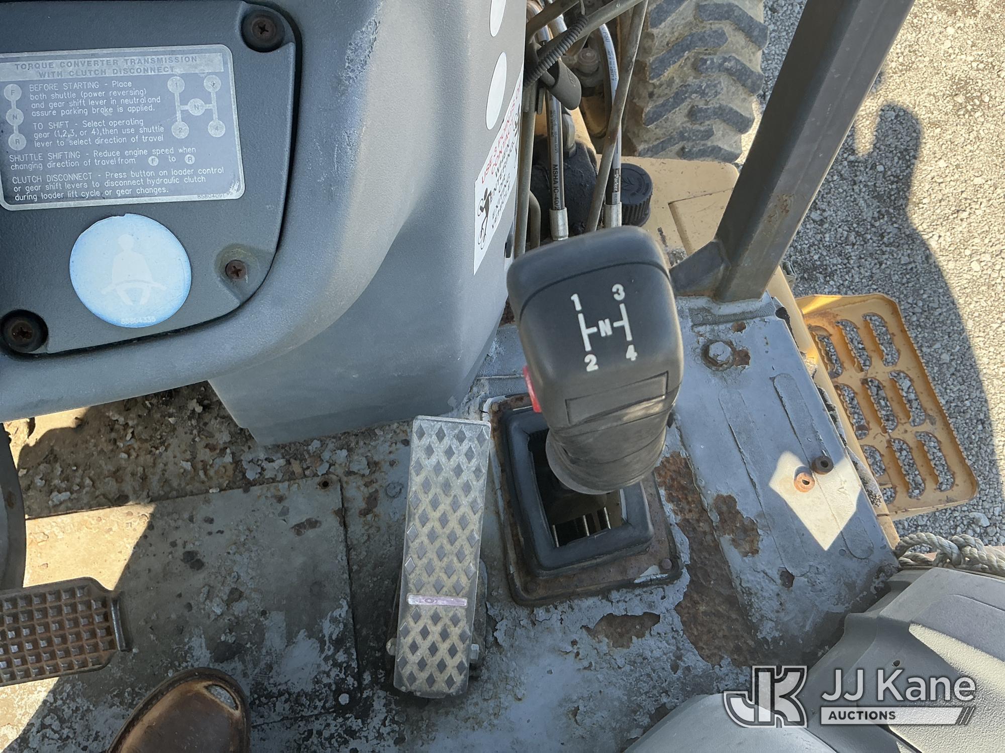 1997 New Holland 575E