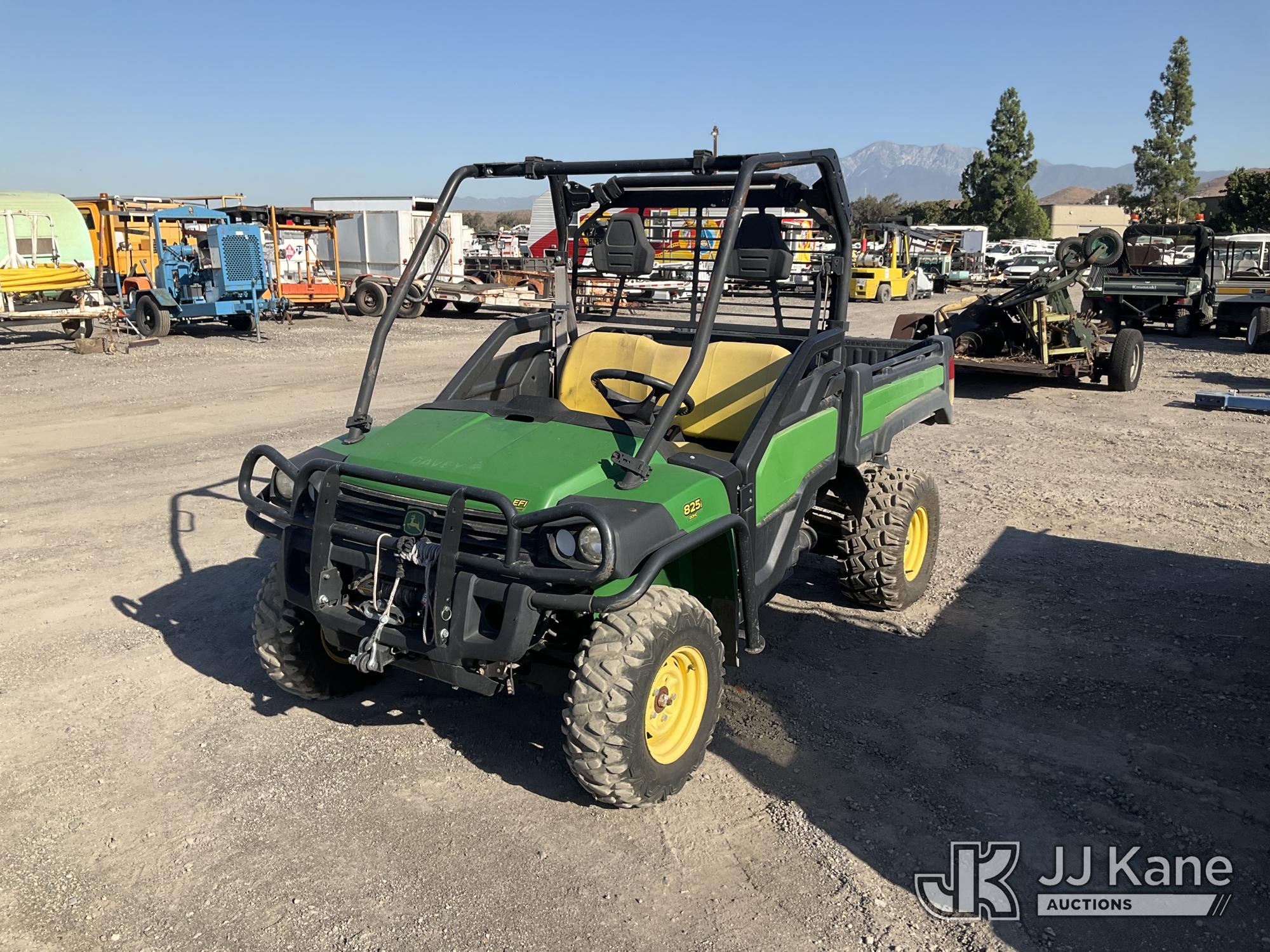 Photo of 2016 John Deere Gator XUV825