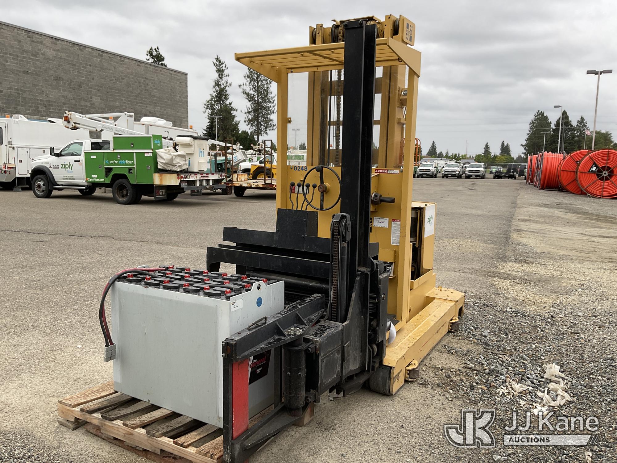 Photo of 1991 Hyster R30CH Rack Loader II