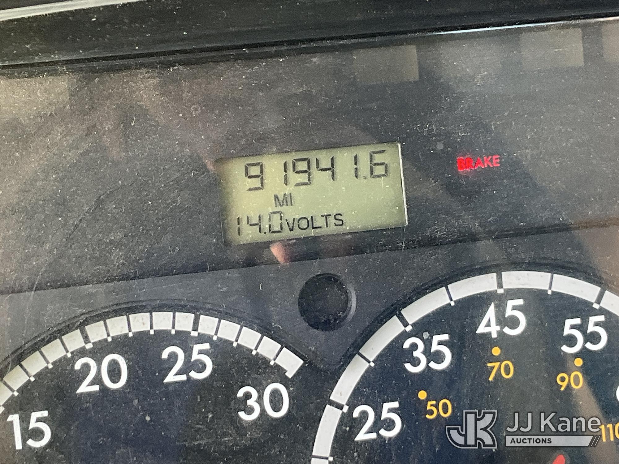 2008 Freightliner M2 106
