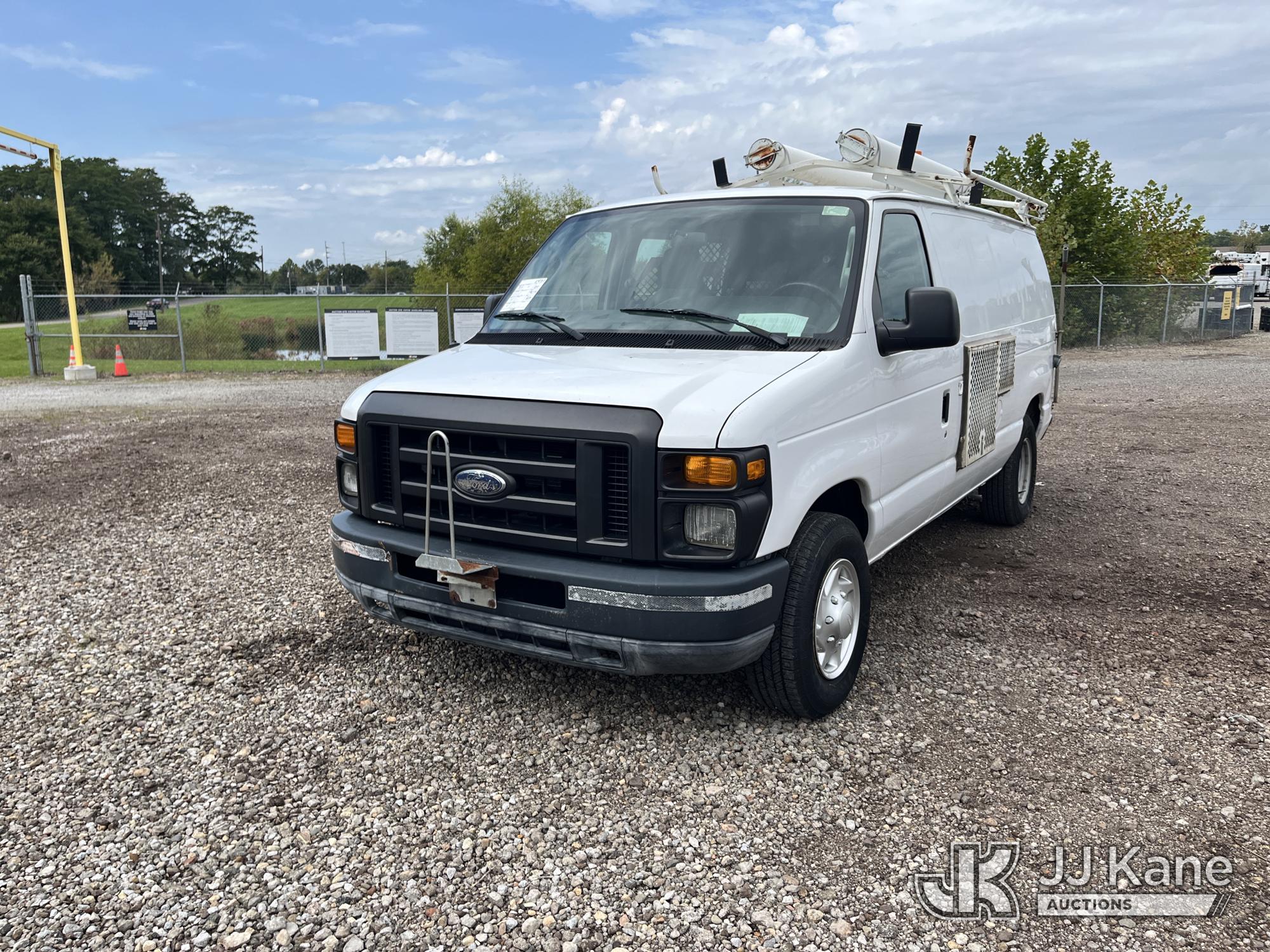 Photo of 2011 Ford E250