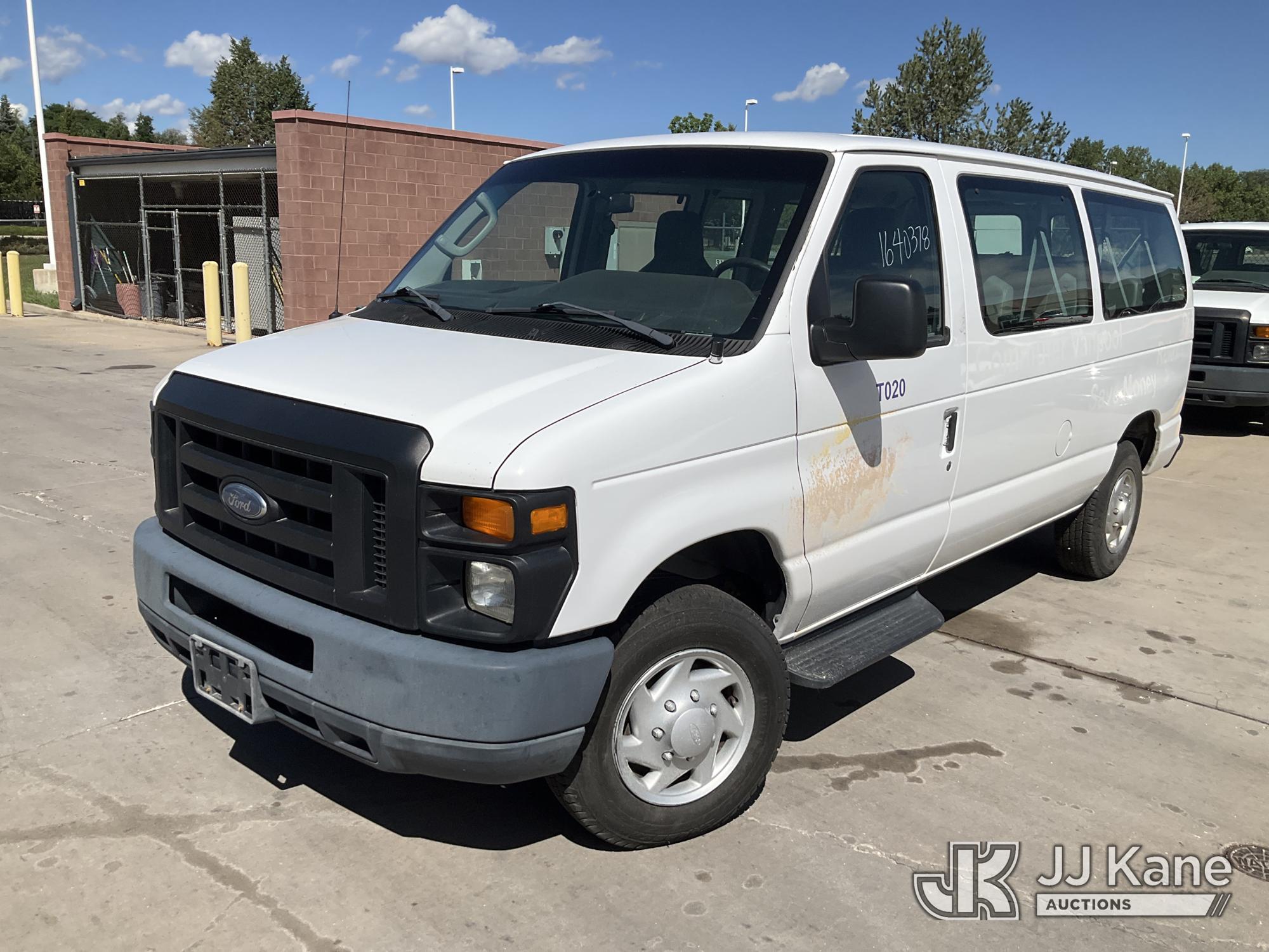 Photo of 2012 Ford E350