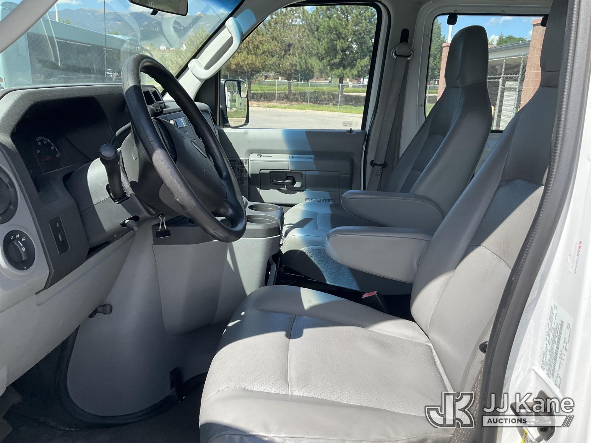 2012 Ford E350