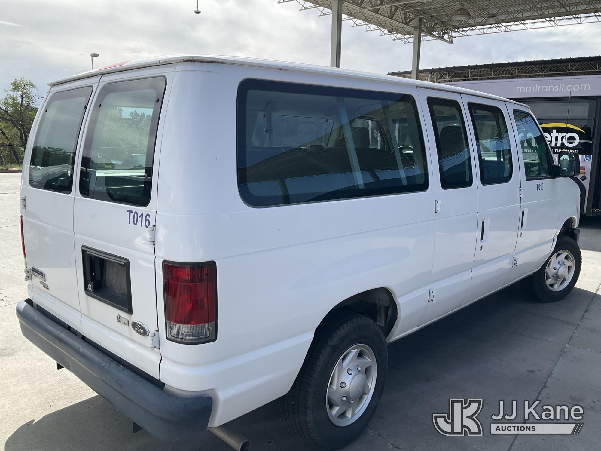2011 Ford E150