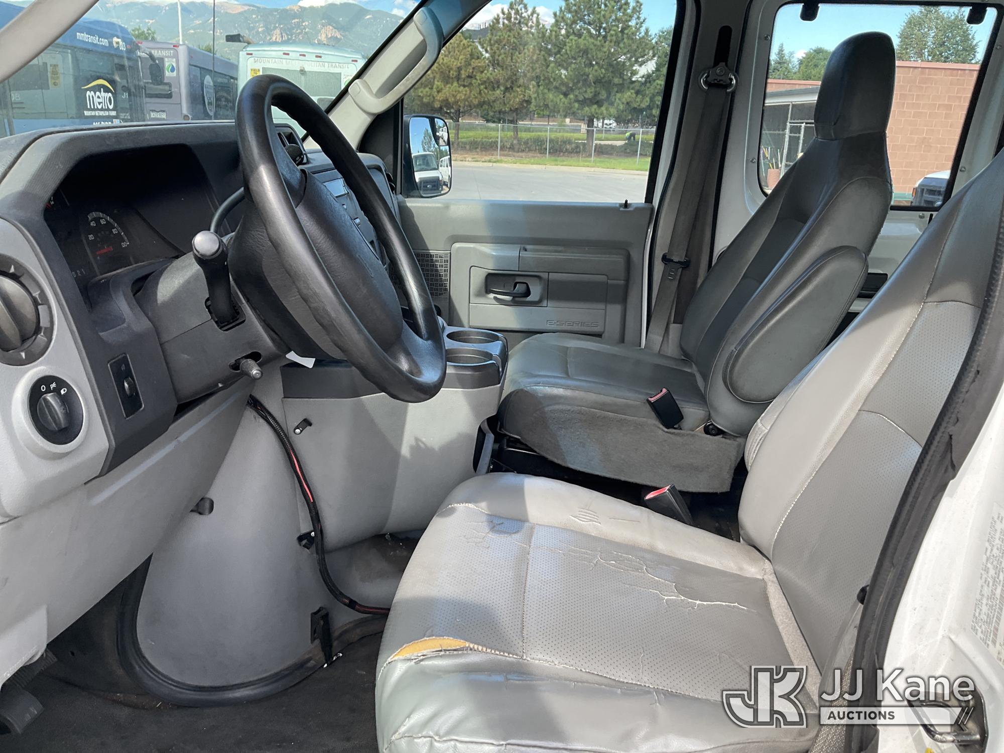 2011 Ford E150