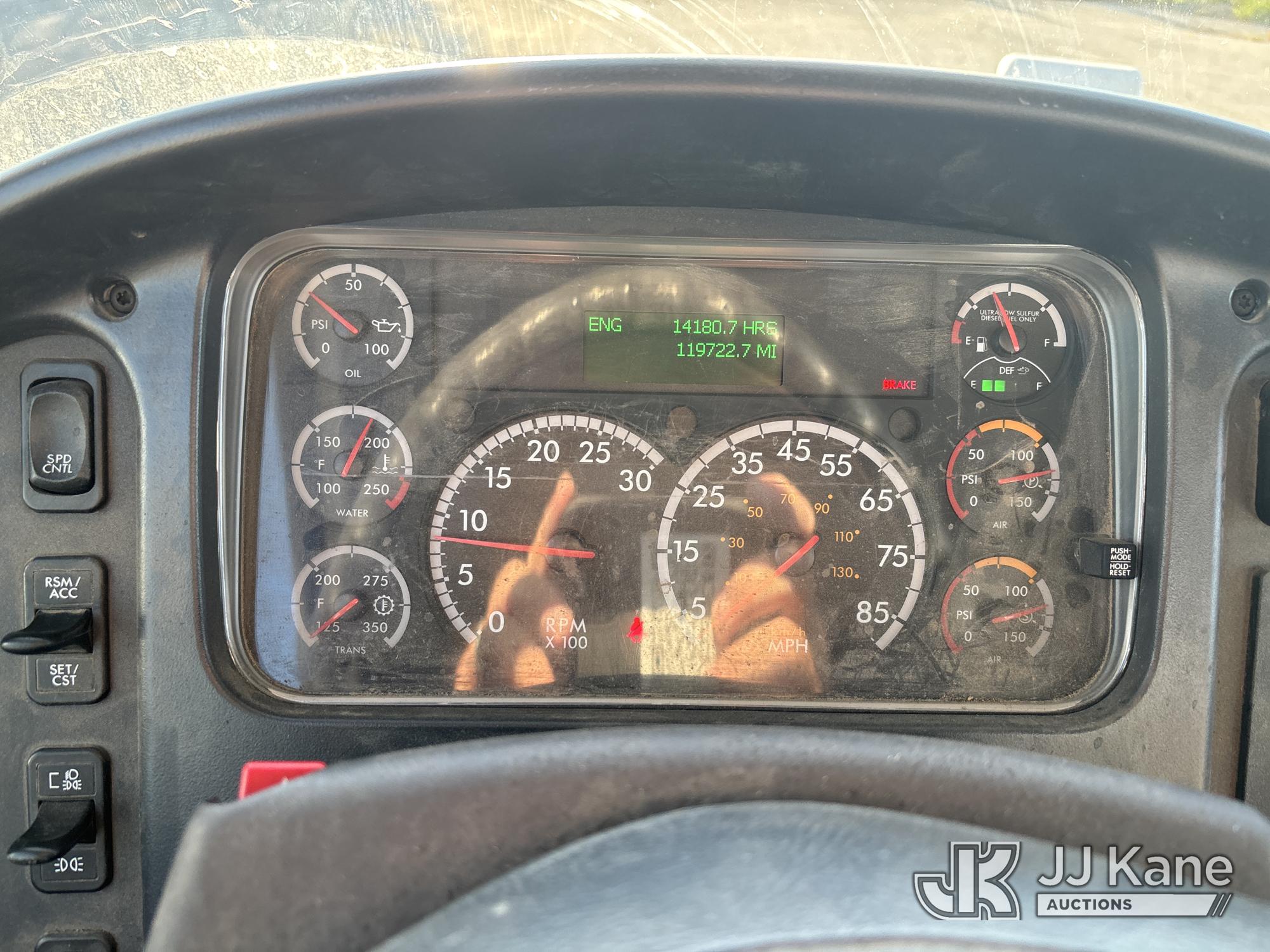 2017 Freightliner M2 106