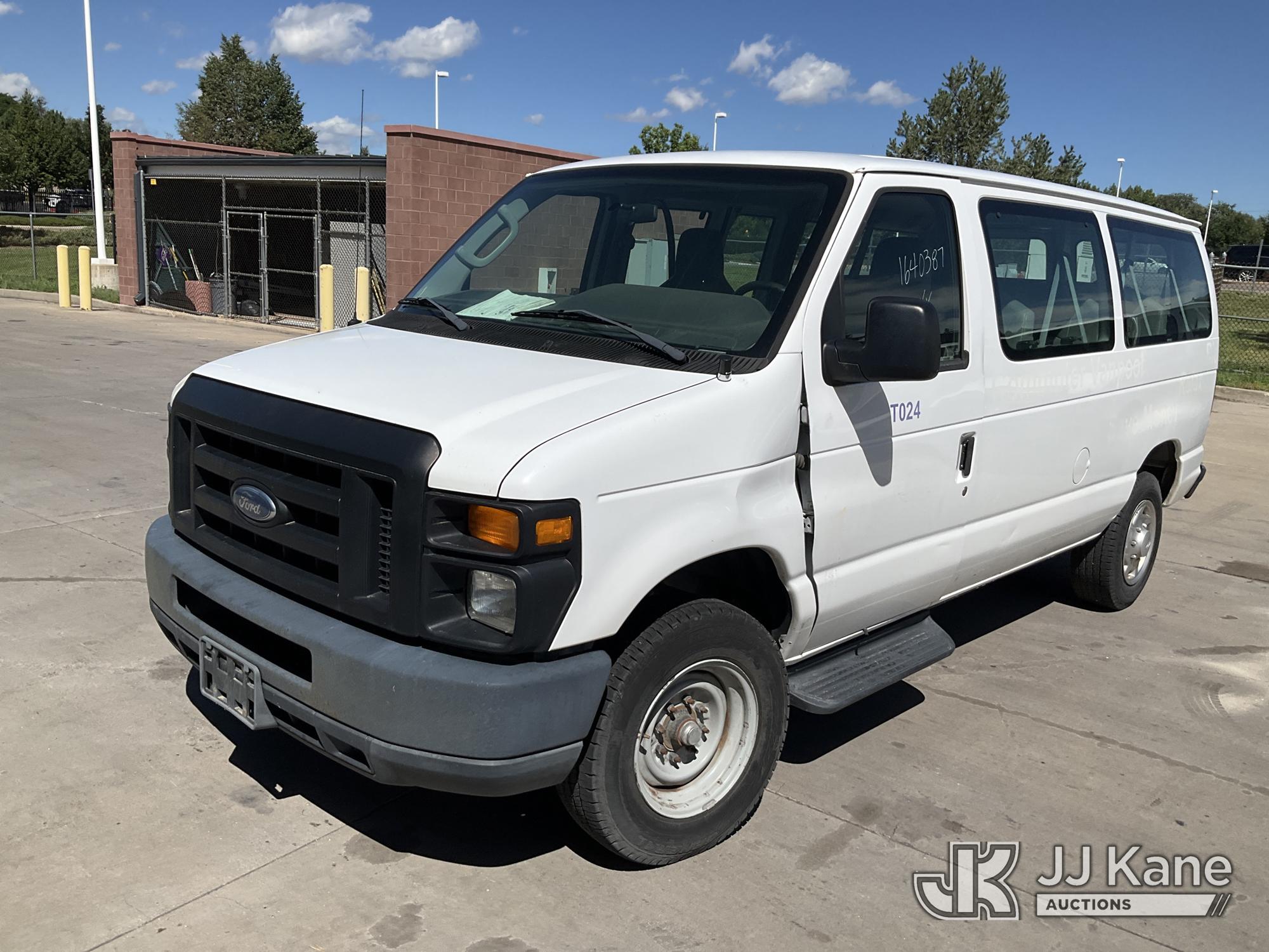 Photo of 2012 Ford E350