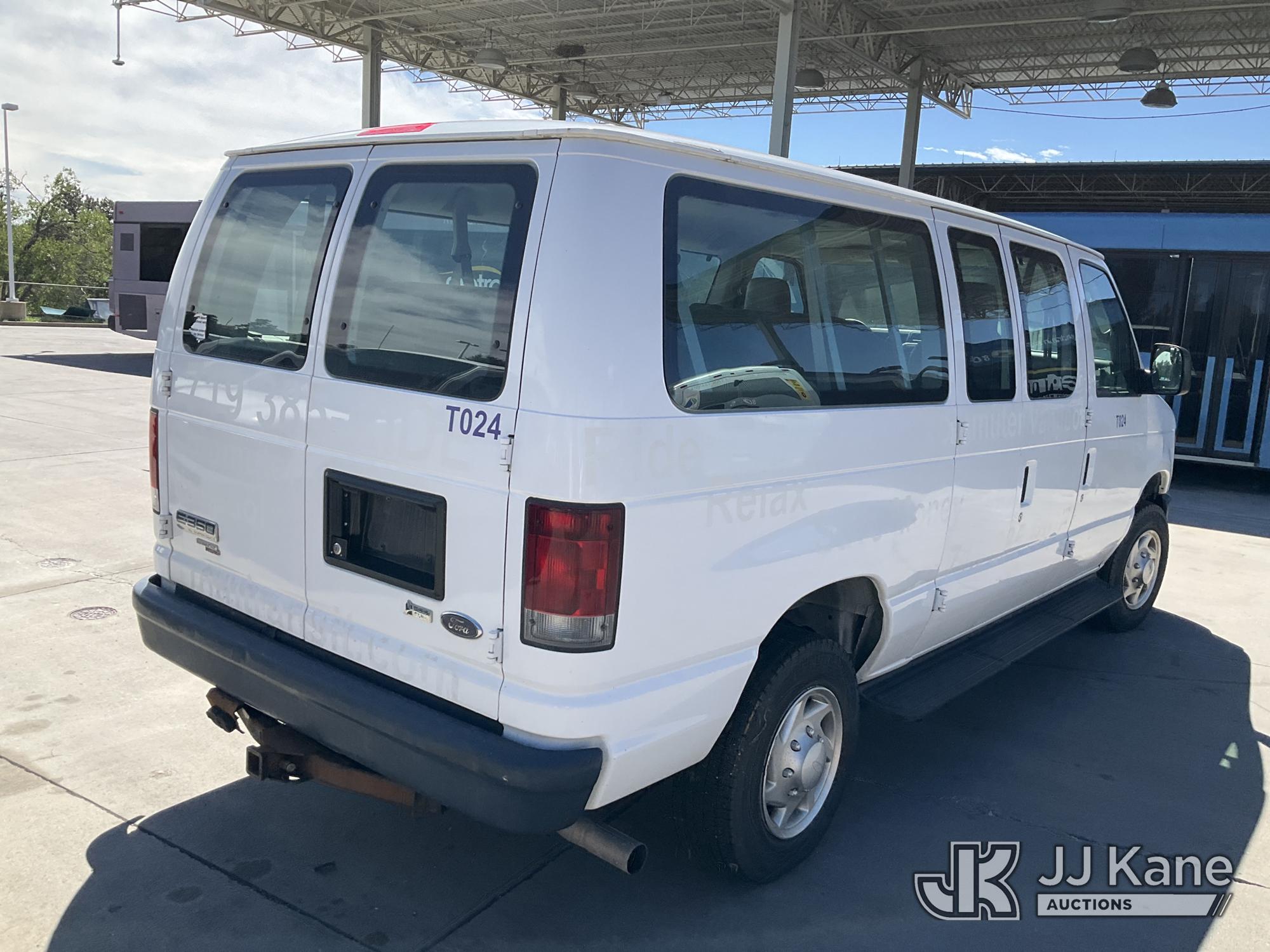 2012 Ford E350