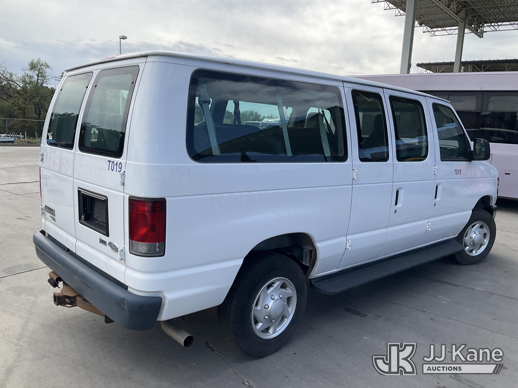 2012 Ford E350