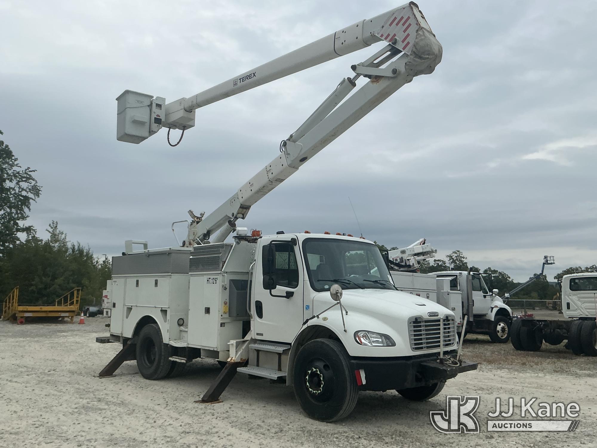 2010 Freightliner M2 106