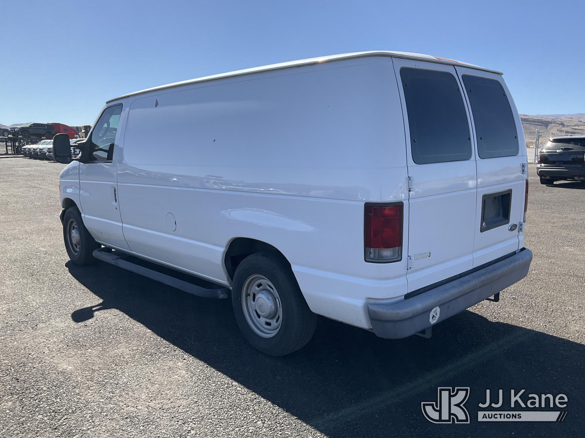 2004 Ford E150