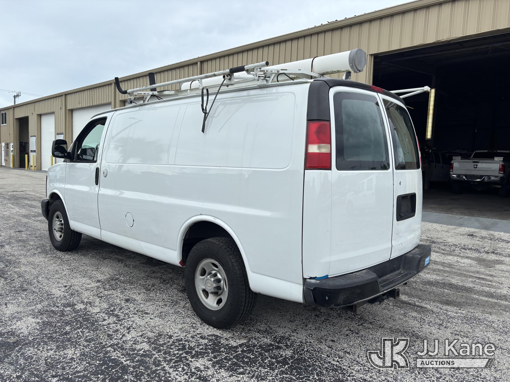 2013 Chevrolet EXPRESS G2500