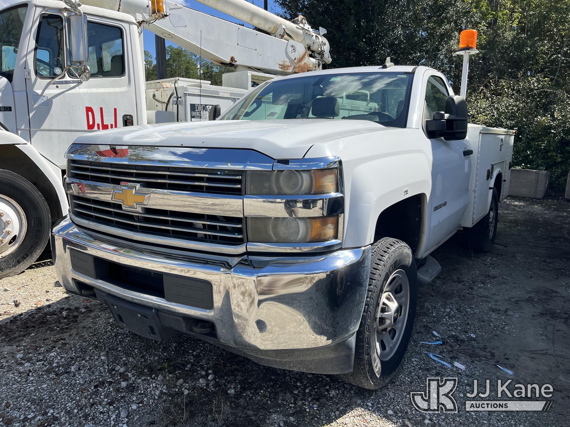 2015 Chevrolet Silverado 3500HD Service Truck (1640582)