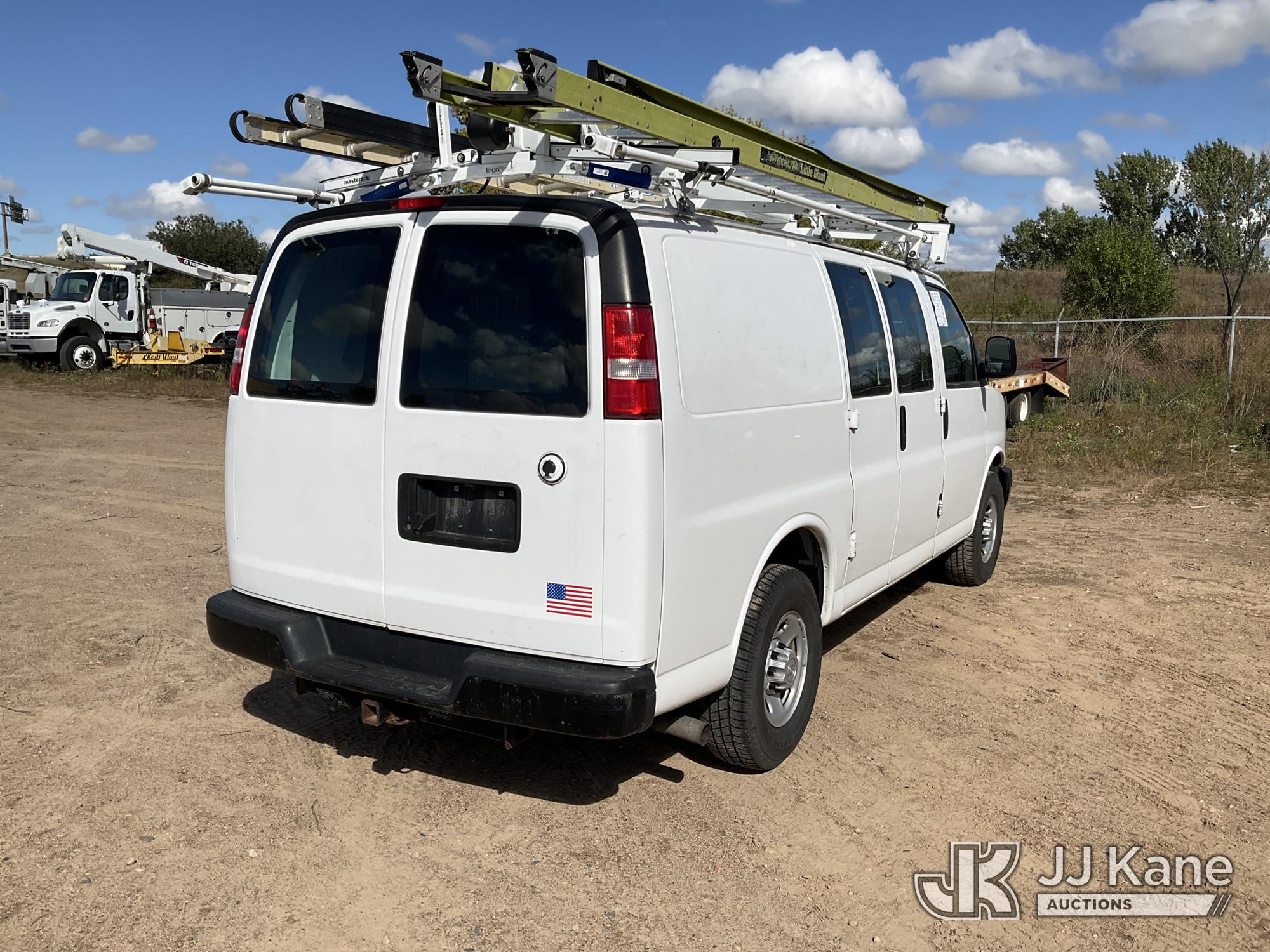 2016 Chevrolet Express G2500