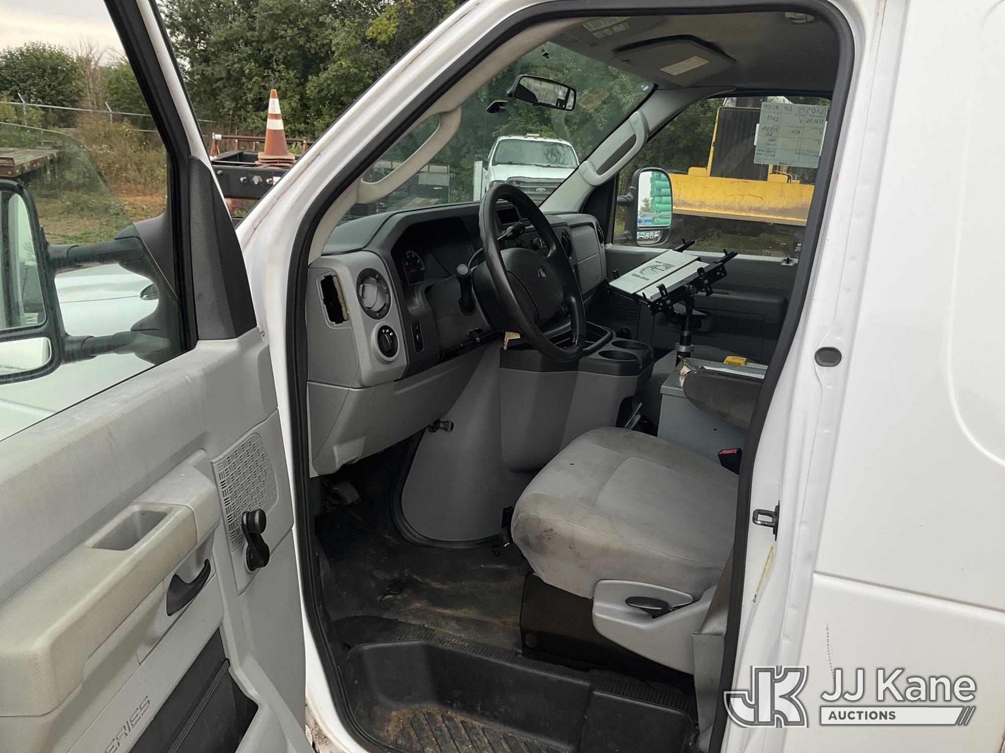 2013 Ford E250